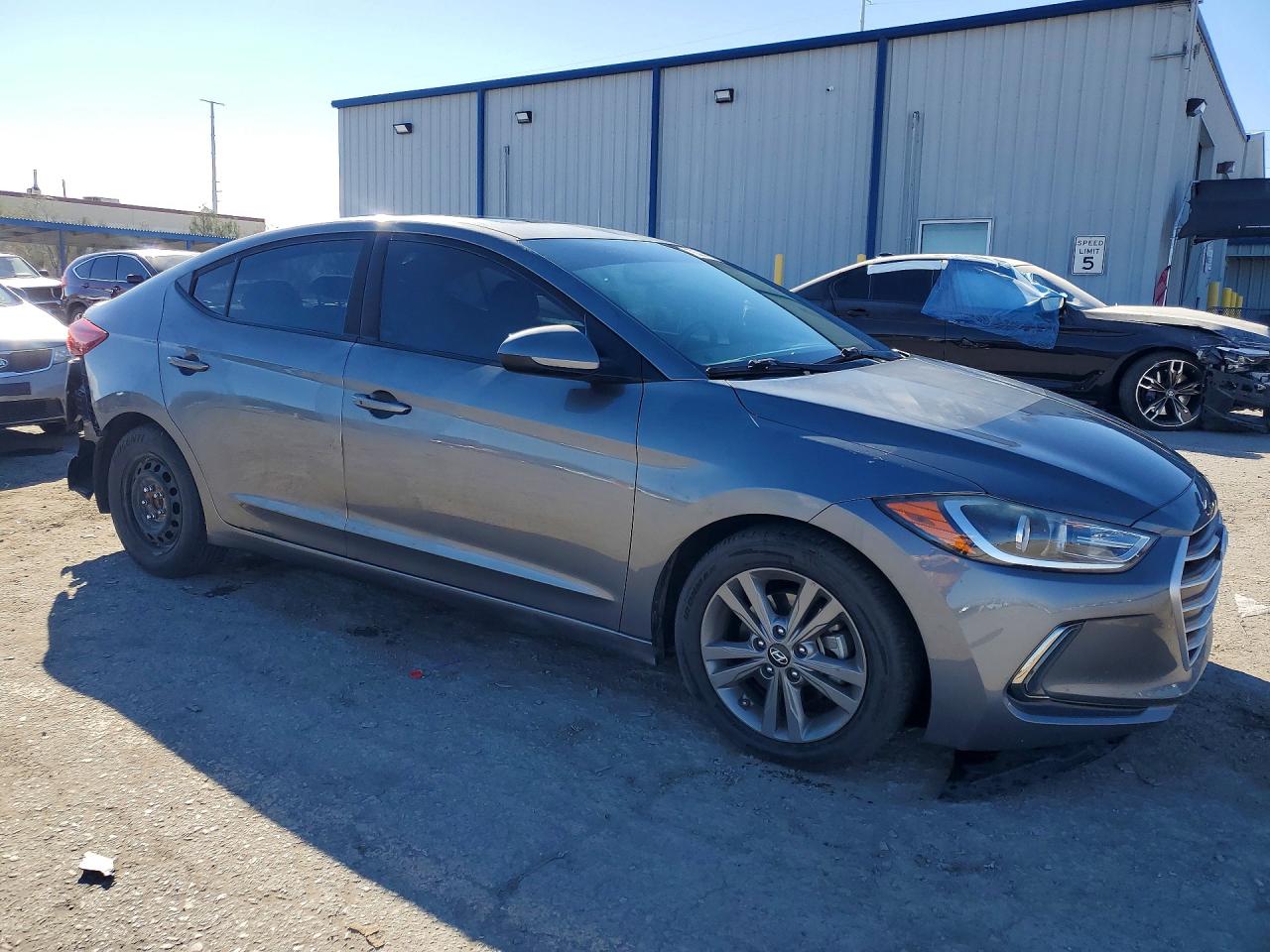 2018 Hyundai Elantra Value Edition Gray vin: 5NPD84LF5JH343733