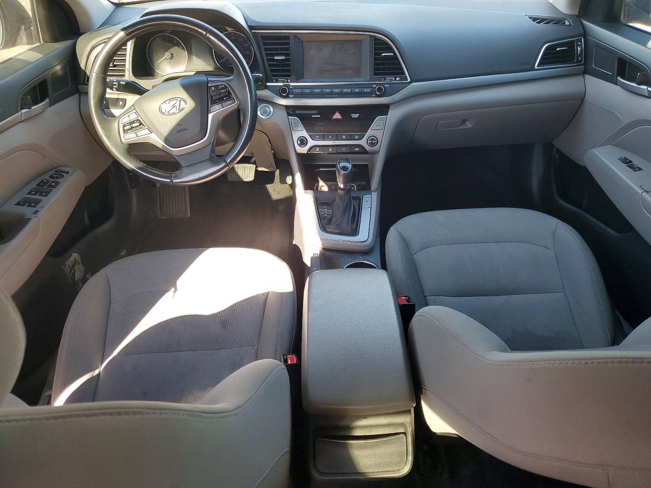 2018 Hyundai Elantra Value Edition Gray vin: 5NPD84LF5JH343733