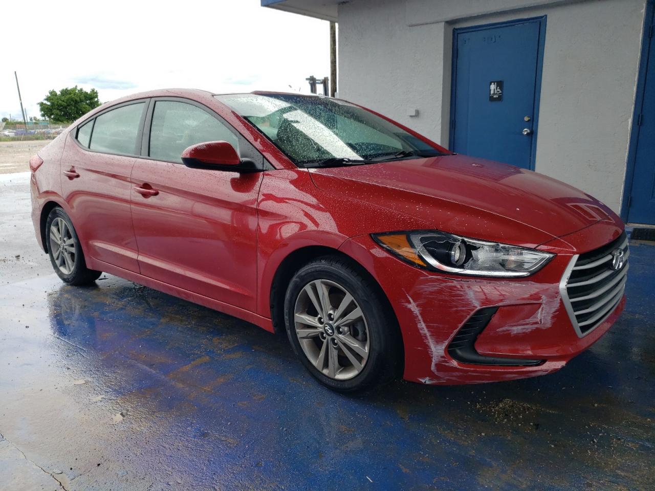 2018 Hyundai Elantra Sel Red vin: 5NPD84LF5JH372729