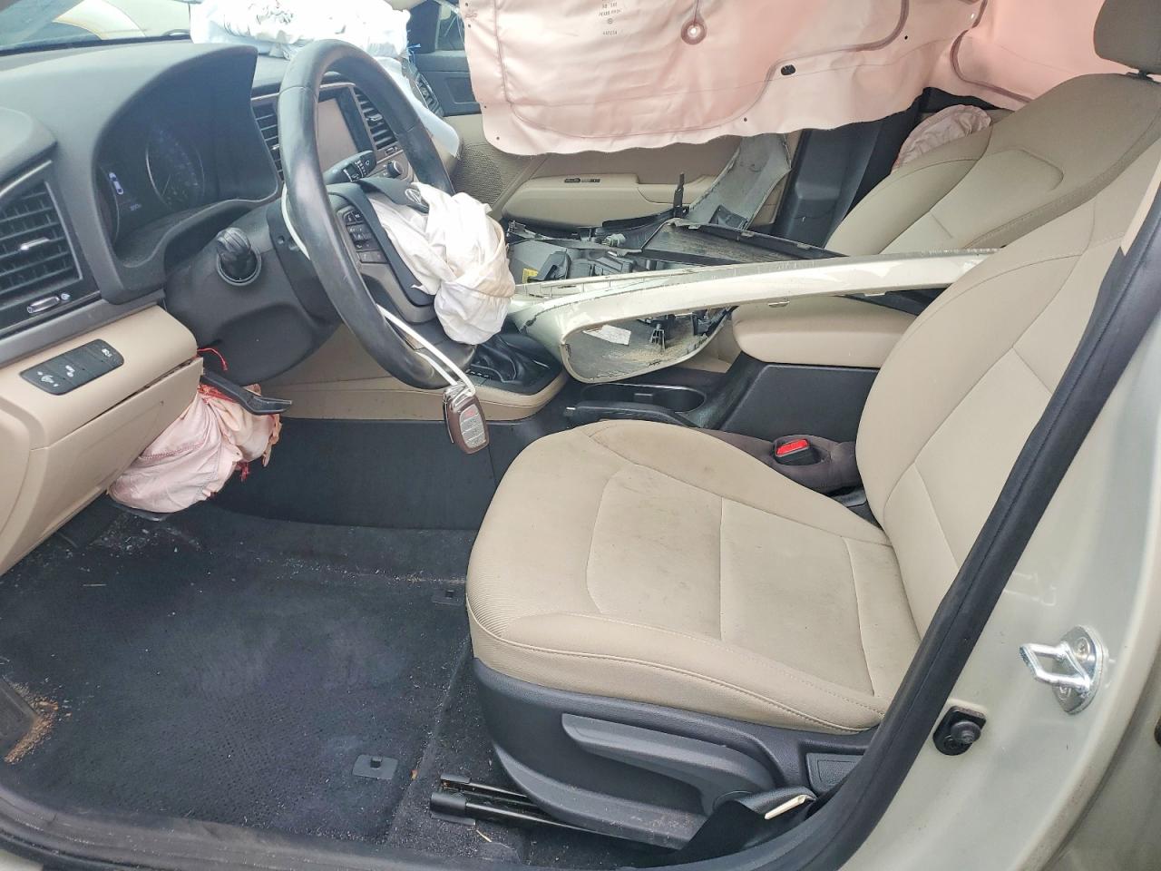 2018 Hyundai Elantra Value Edition Beige vin: 5NPD84LF5JH386176