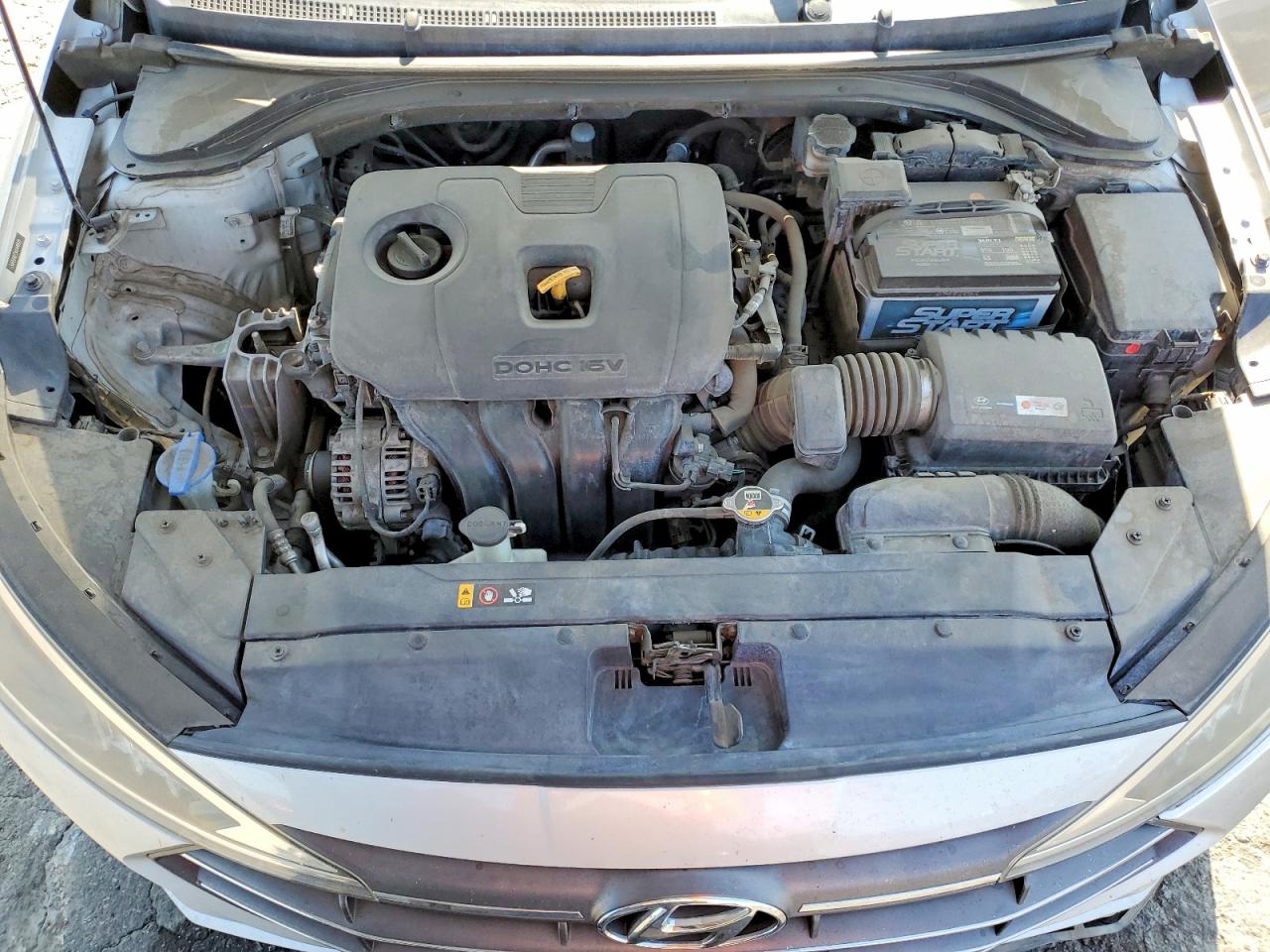 2019 Hyundai Elantra Sel Silver vin: 5NPD84LF5KH449519