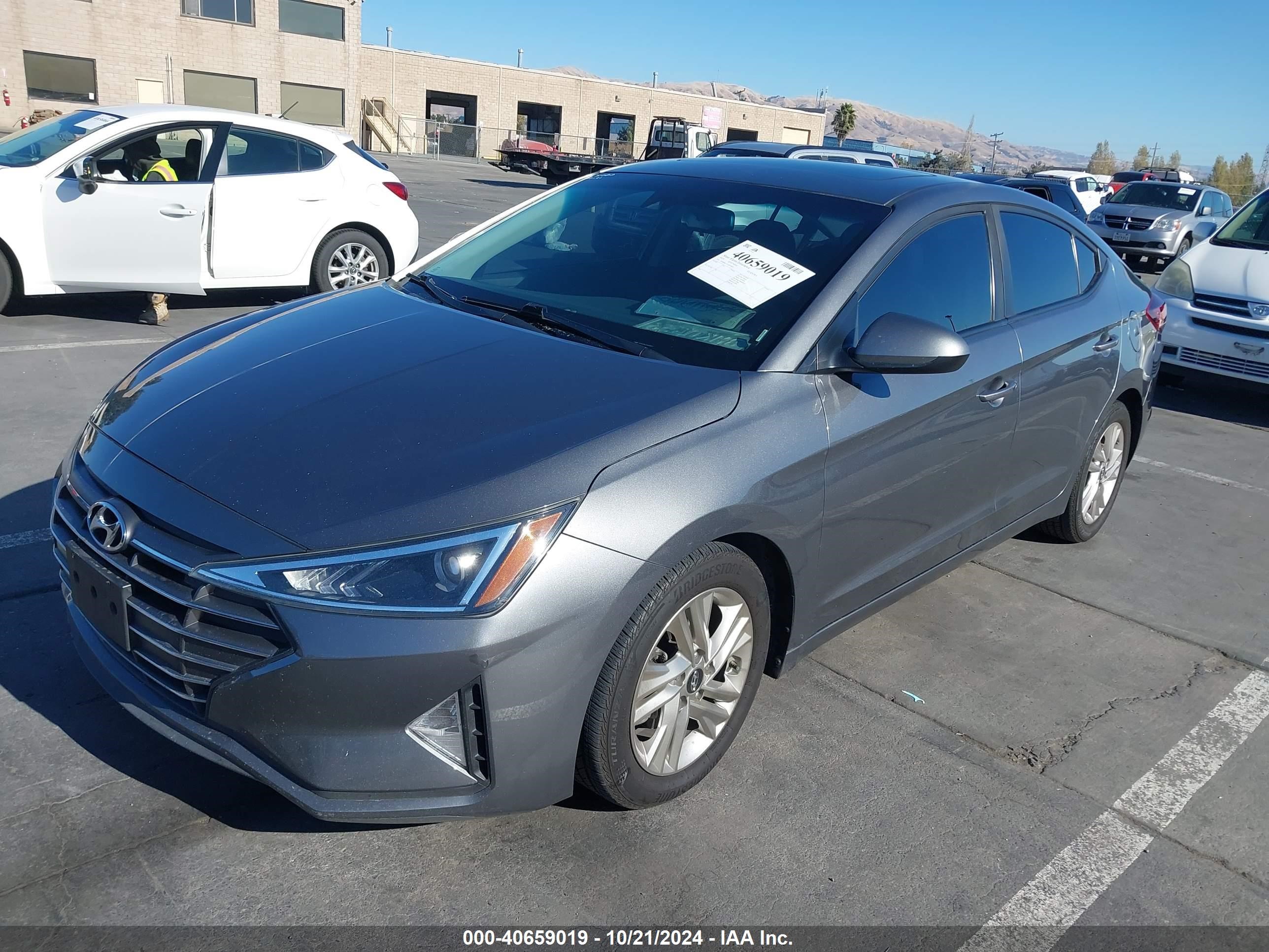 2020 Hyundai Elantra Value Edition Gray vin: 5NPD84LF5LH509932