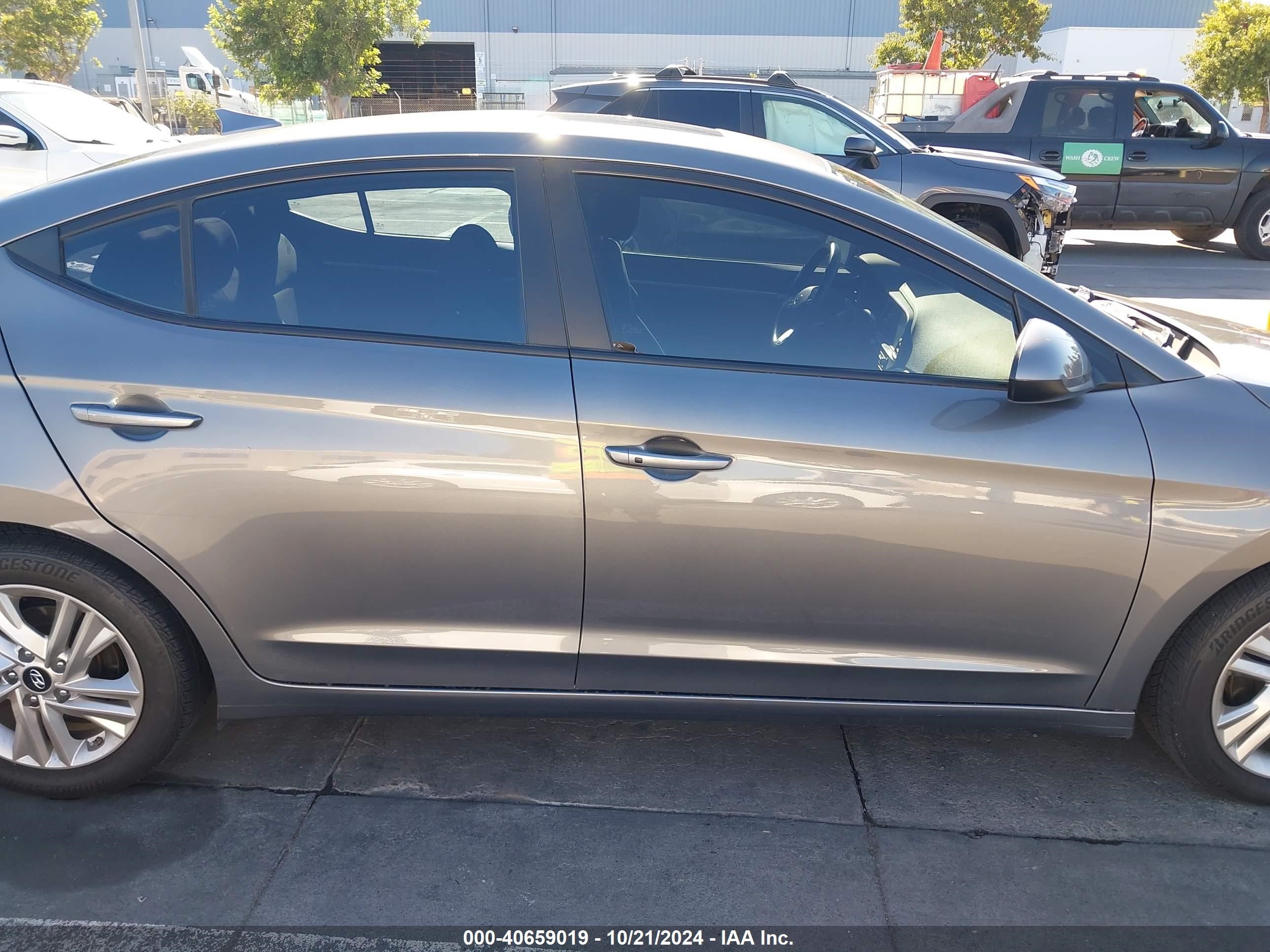 2020 Hyundai Elantra Value Edition Gray vin: 5NPD84LF5LH509932