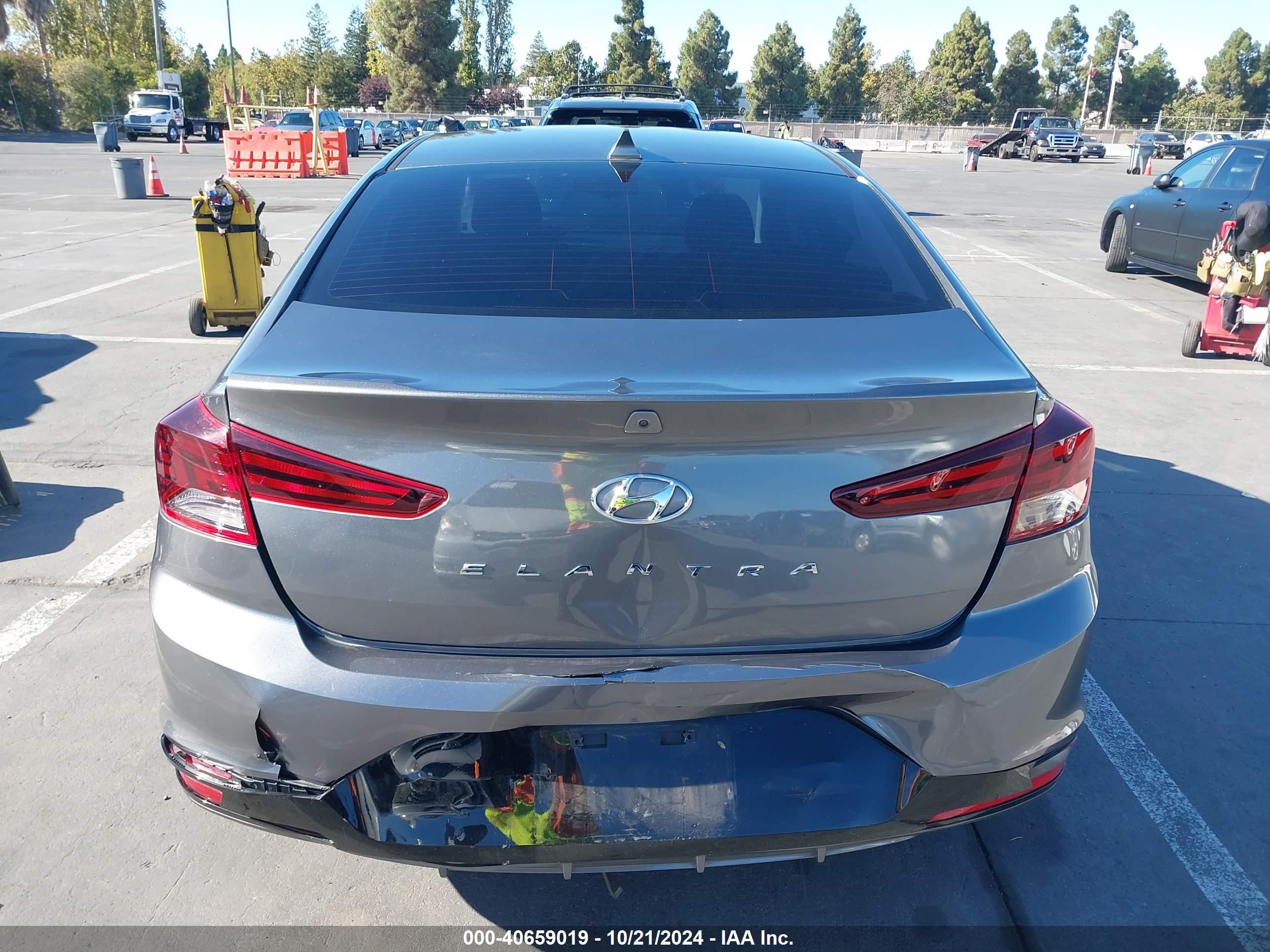 2020 Hyundai Elantra Value Edition Gray vin: 5NPD84LF5LH509932