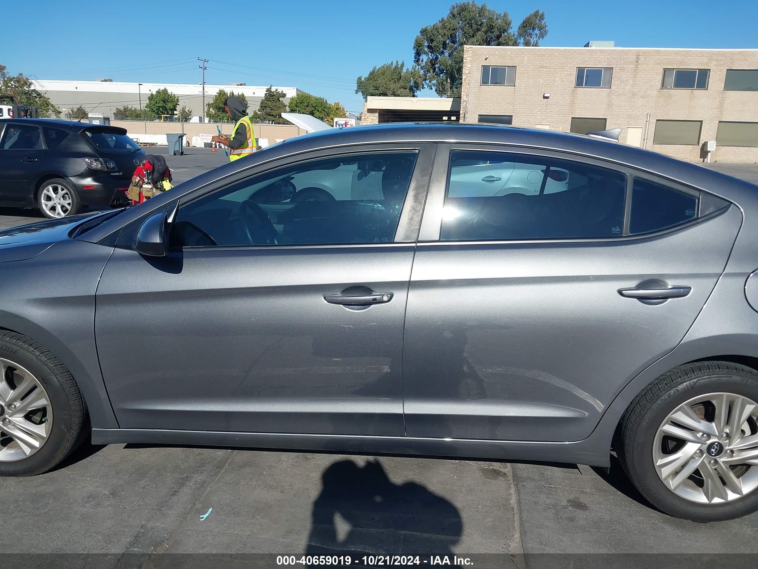 2020 Hyundai Elantra Value Edition Gray vin: 5NPD84LF5LH509932
