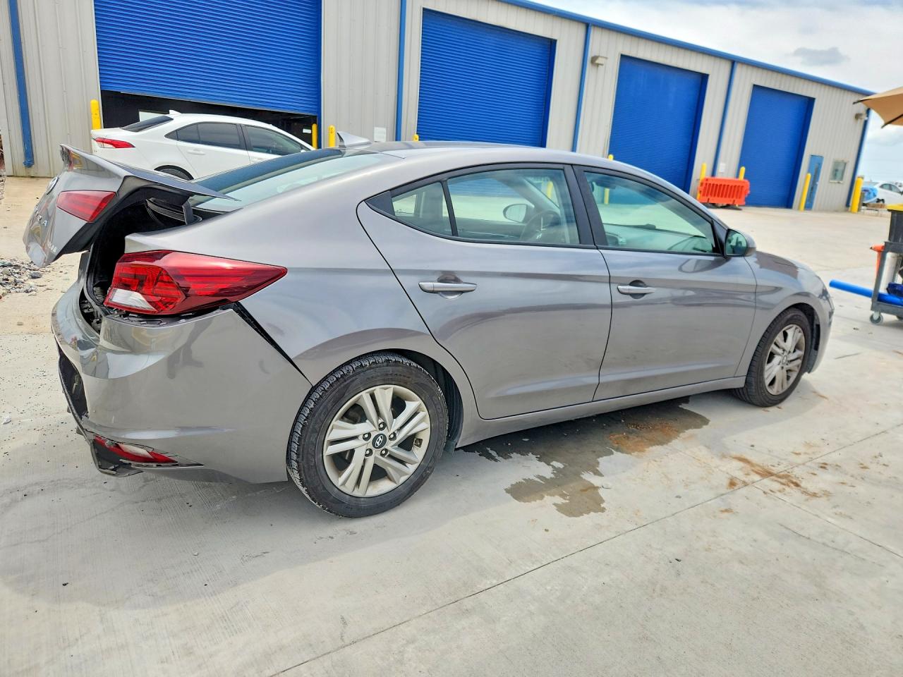 2020 Hyundai Elantra Sel Gray vin: 5NPD84LF5LH533809