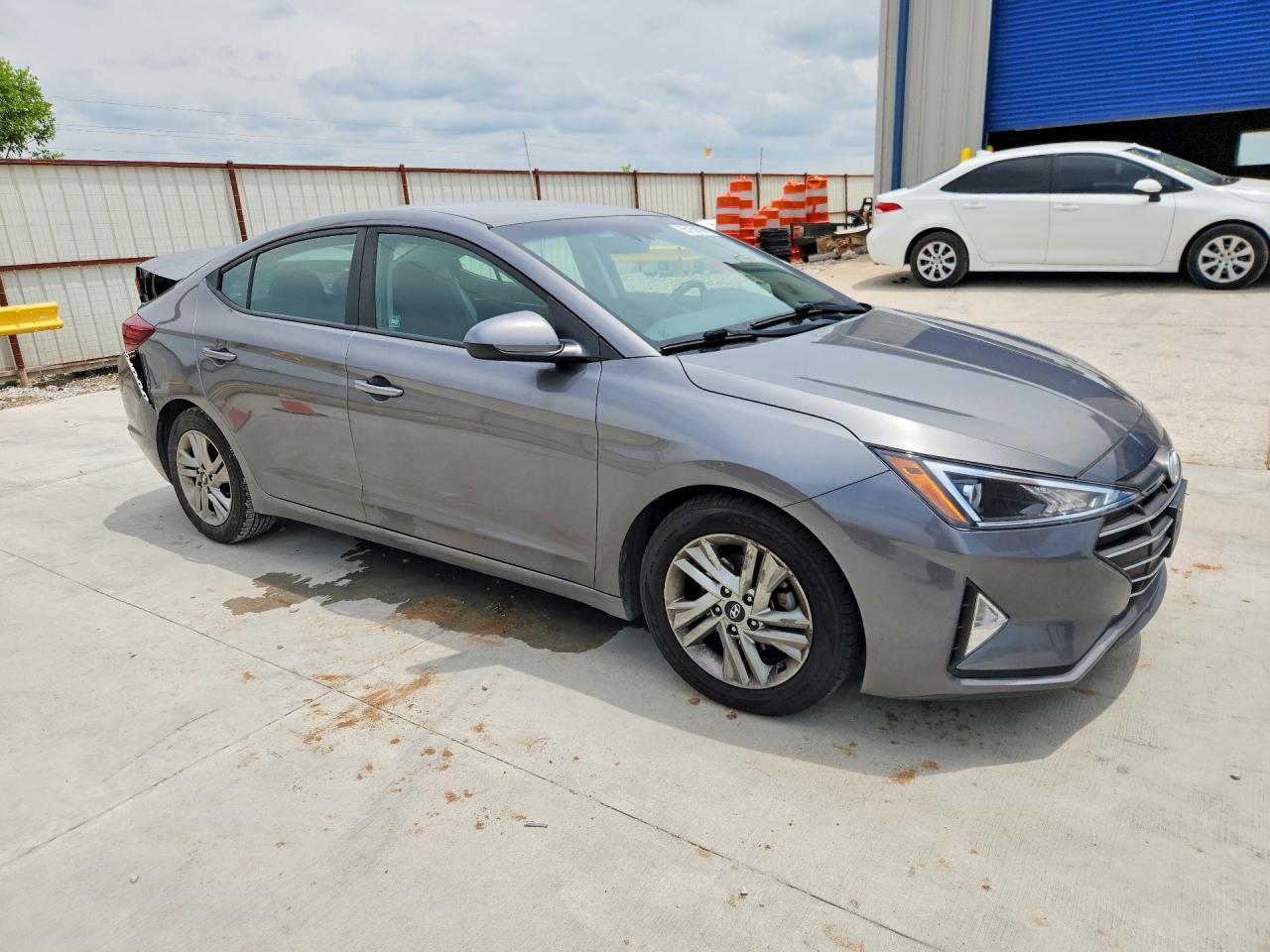 2020 Hyundai Elantra Sel Gray vin: 5NPD84LF5LH533809