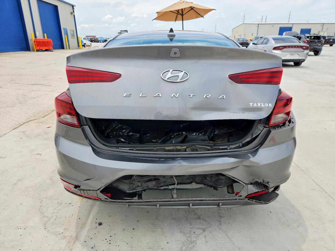 2020 Hyundai Elantra Sel Gray vin: 5NPD84LF5LH533809