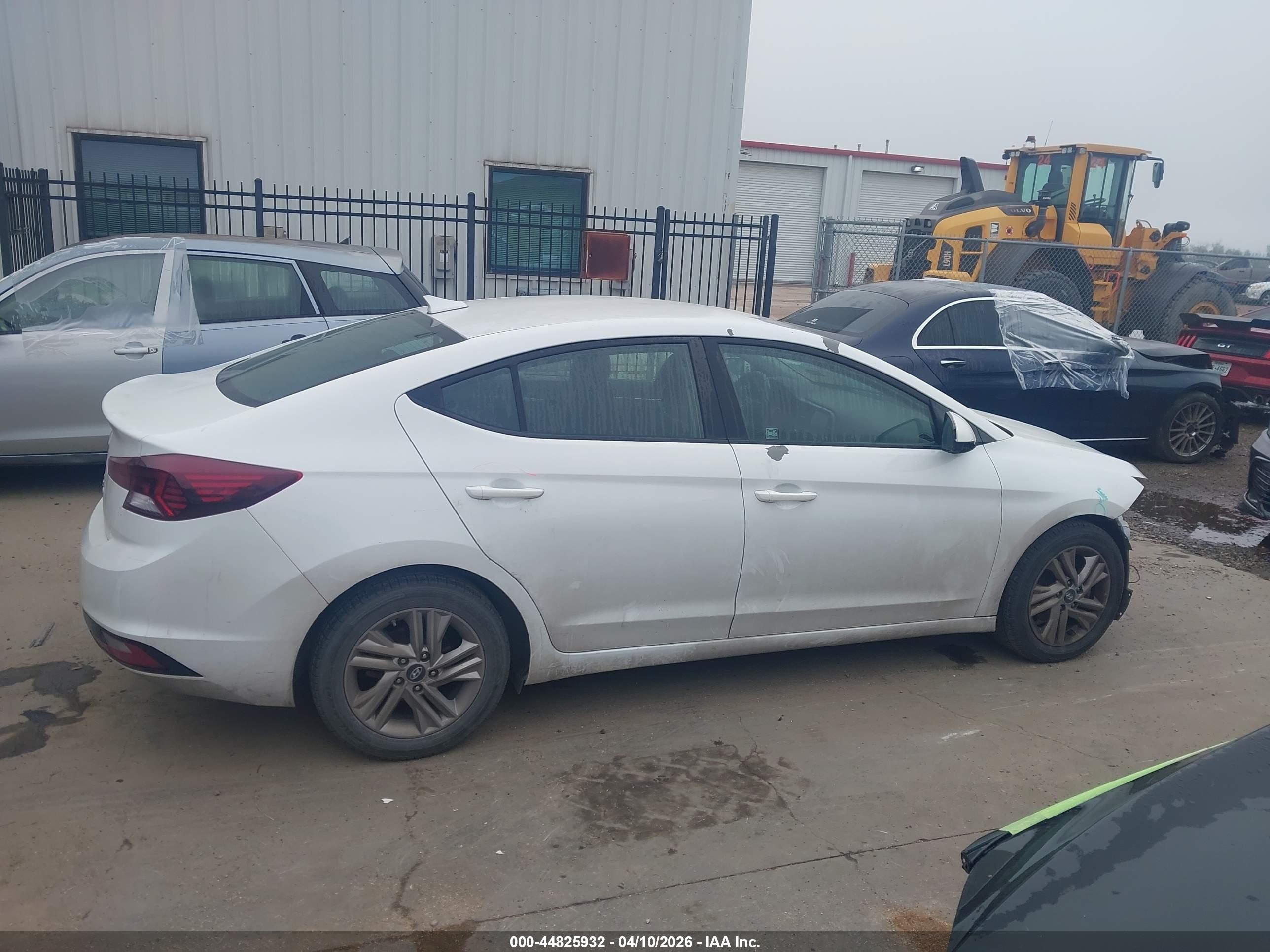 2020 Hyundai Elantra Sel White vin: 5NPD84LF5LH547161