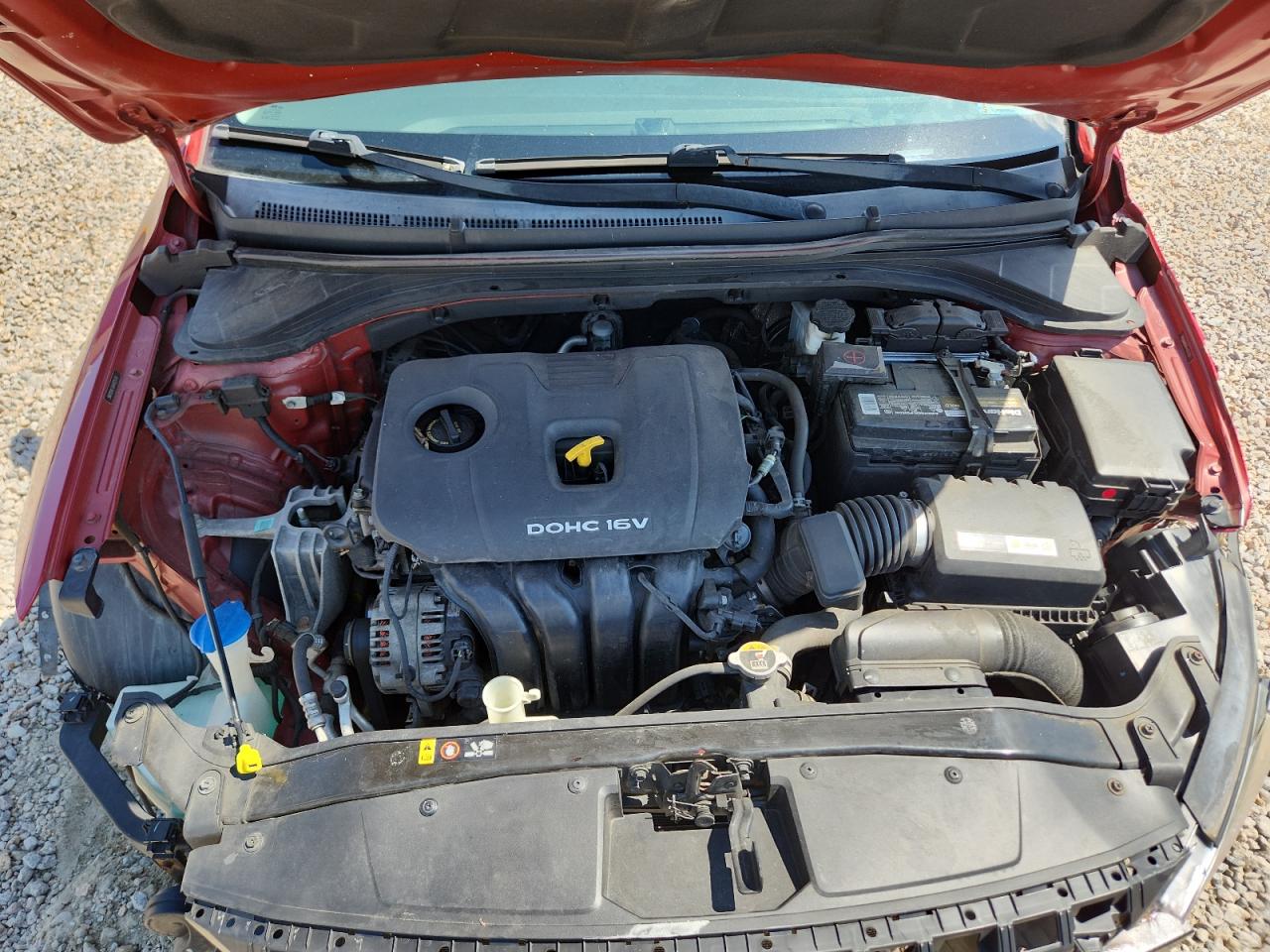 2017 Hyundai Elantra Se Красный vin: 5NPD84LF6HH025761