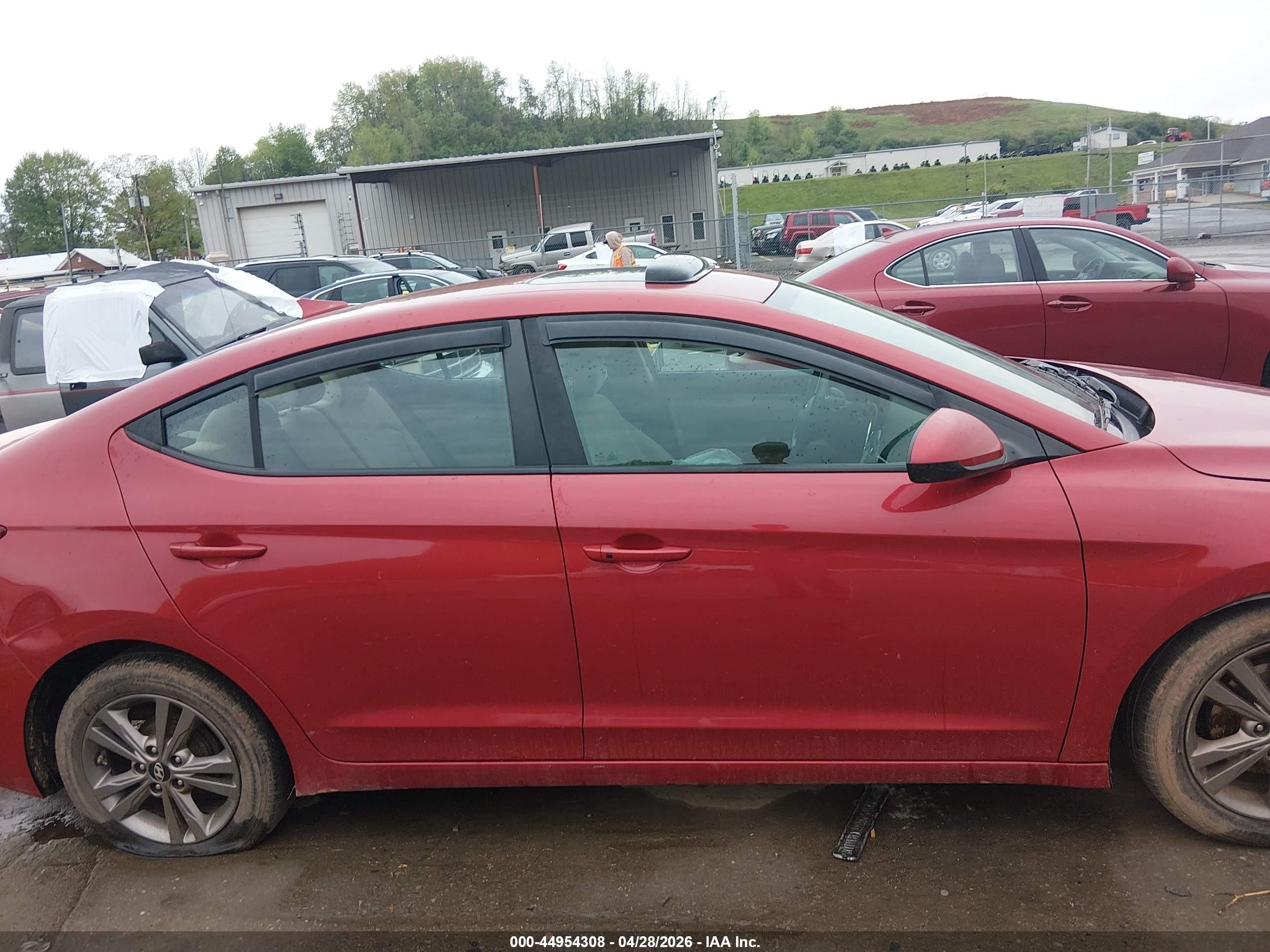 2017 Hyundai Elantra Value Edition Темно-бордовый vin: 5NPD84LF6HH162702