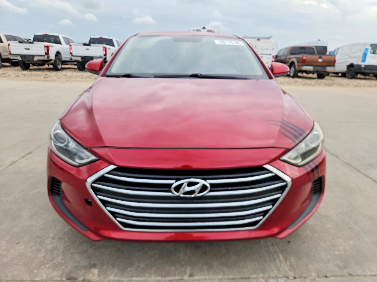 2018 Hyundai Elantra Sel Red vin: 5NPD84LF6JH235721
