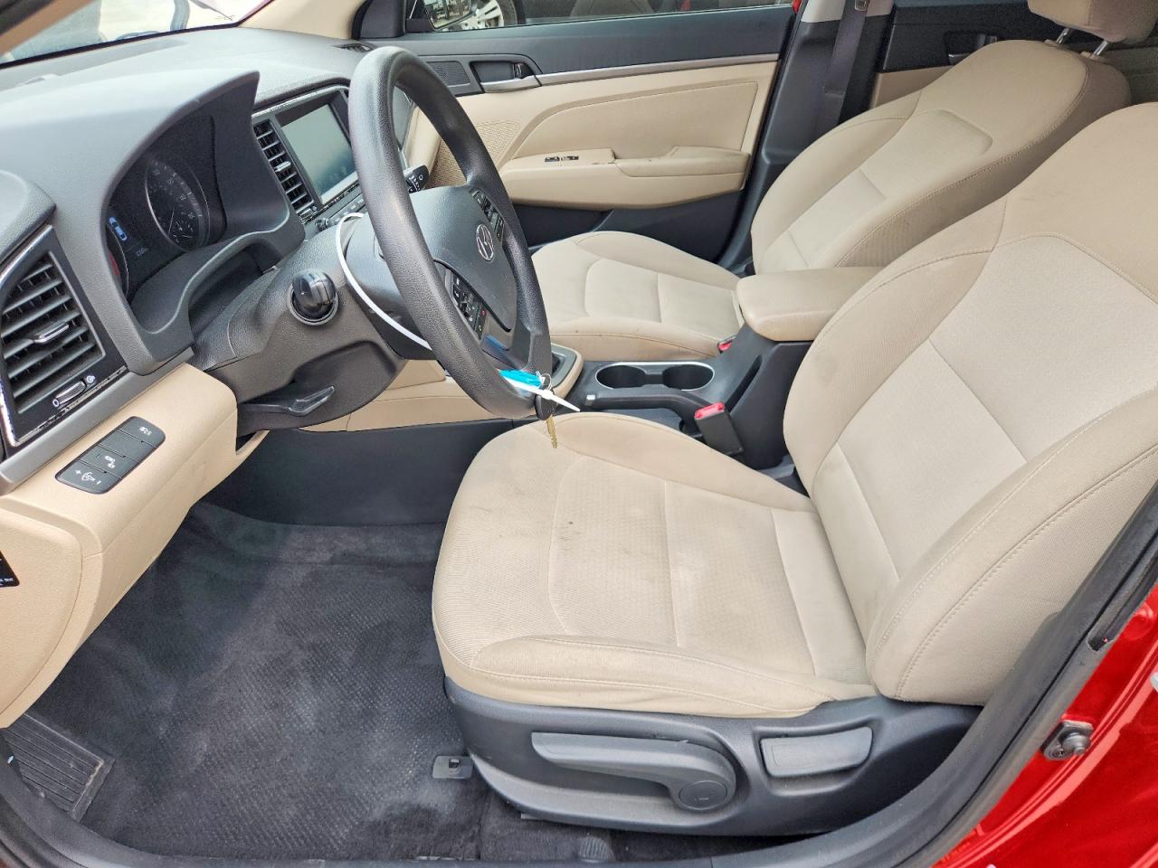 2018 Hyundai Elantra Sel Red vin: 5NPD84LF6JH235721