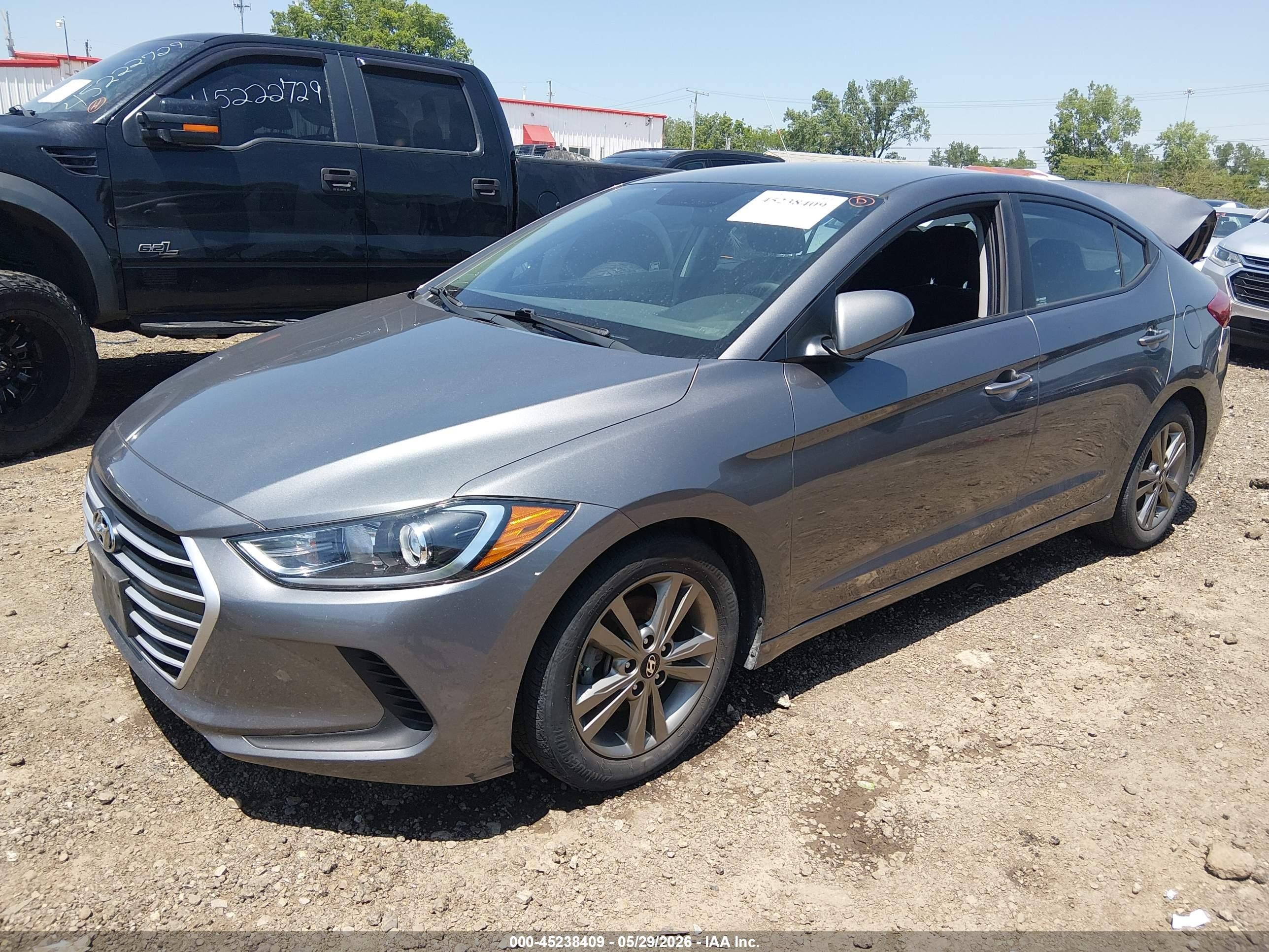 2018 Hyundai Elantra Sel Gray vin: 5NPD84LF6JH286409