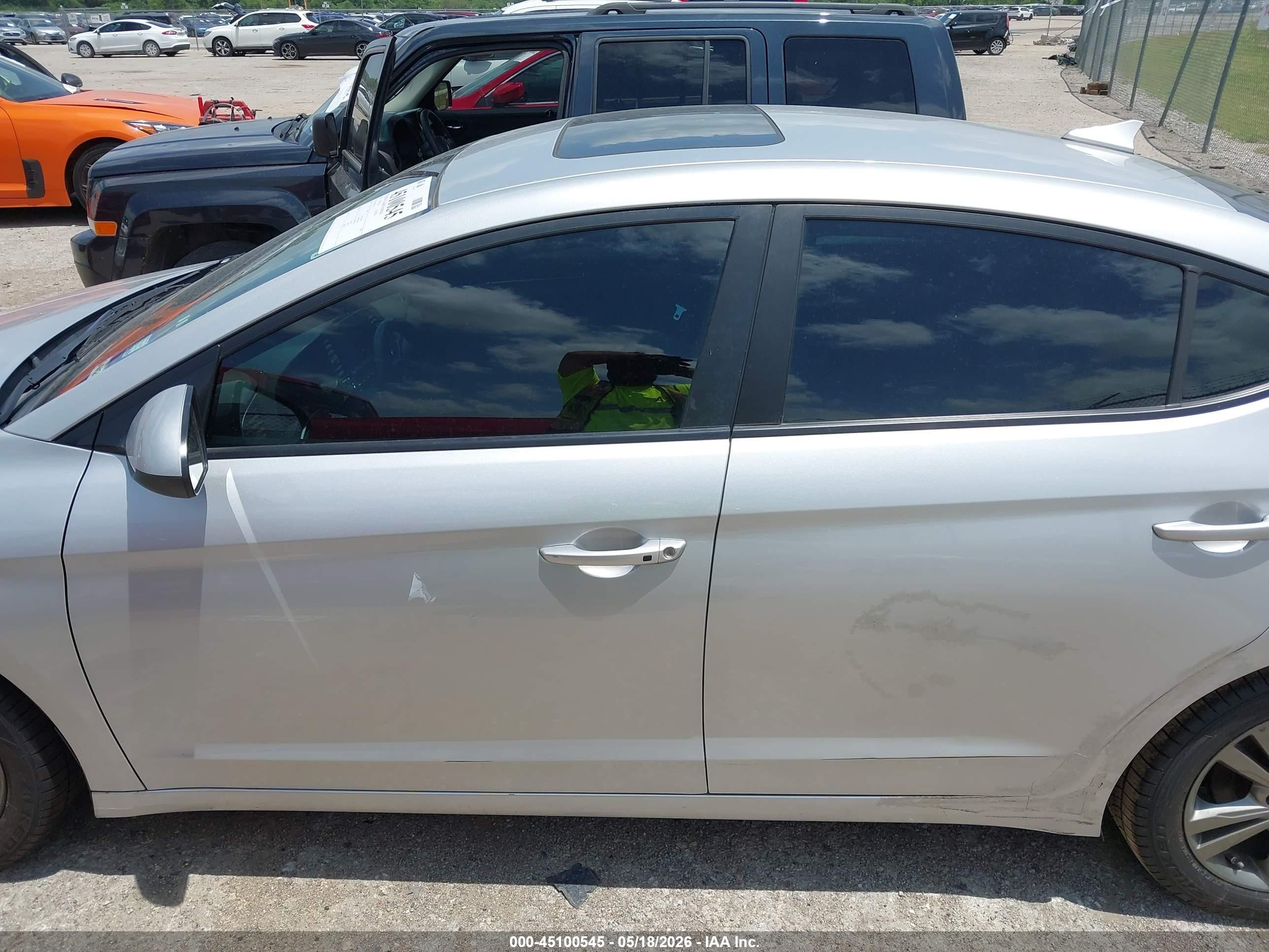 2018 Hyundai Elantra Value Edition Silver vin: 5NPD84LF6JH313365