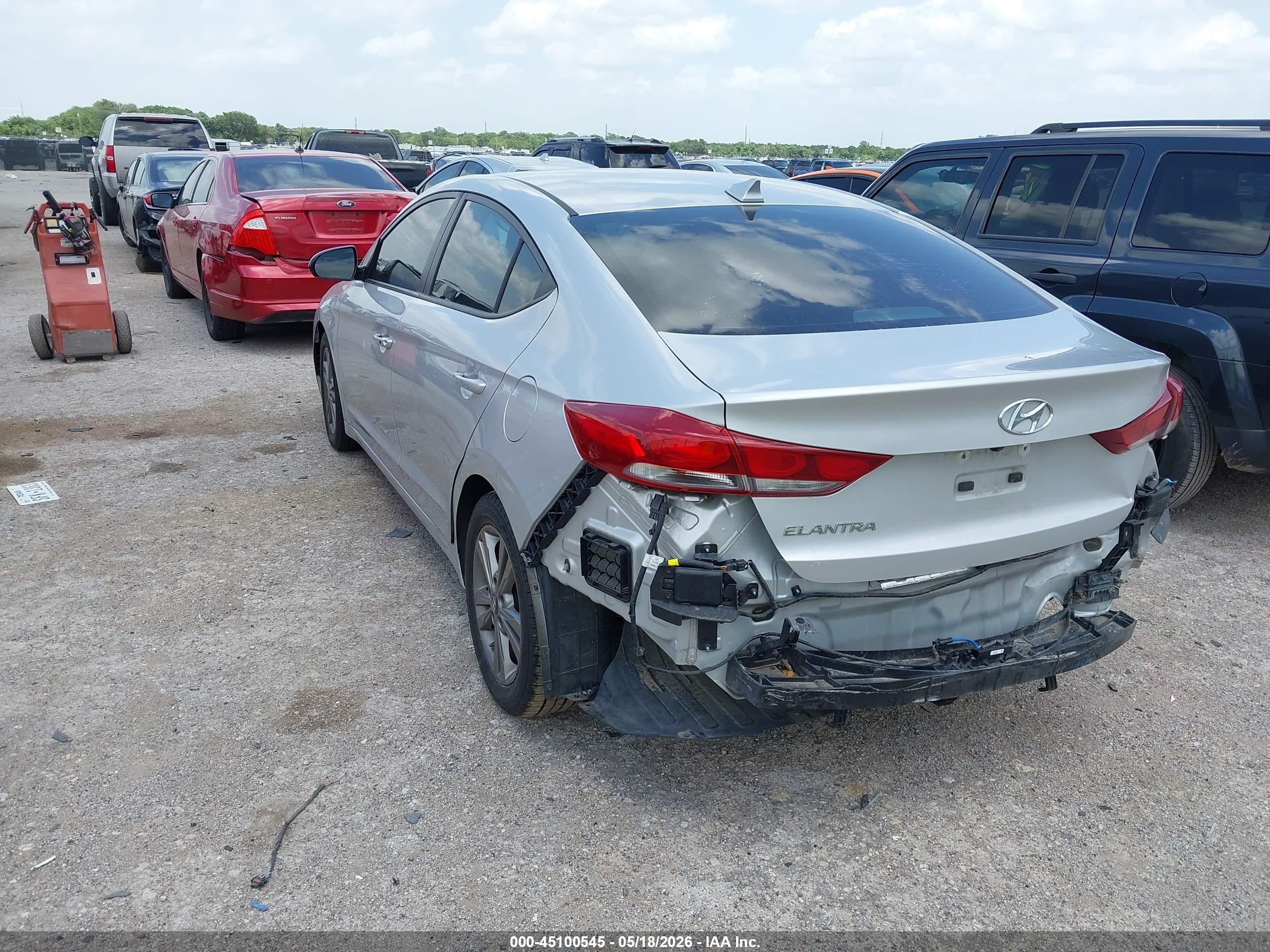 2018 Hyundai Elantra Value Edition Silver vin: 5NPD84LF6JH313365