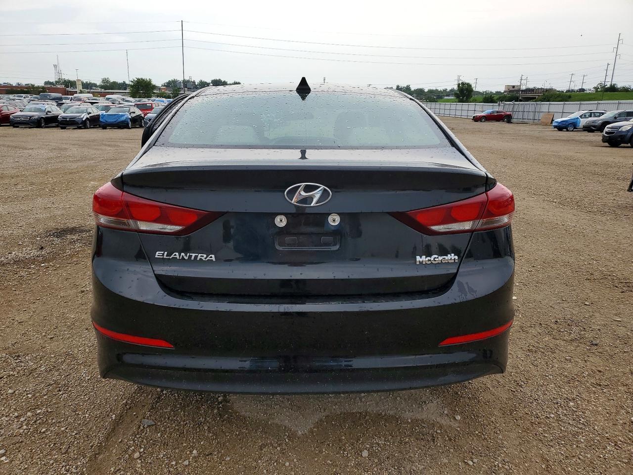 2018 Hyundai Elantra Sel Черный vin: 5NPD84LF6JH377891