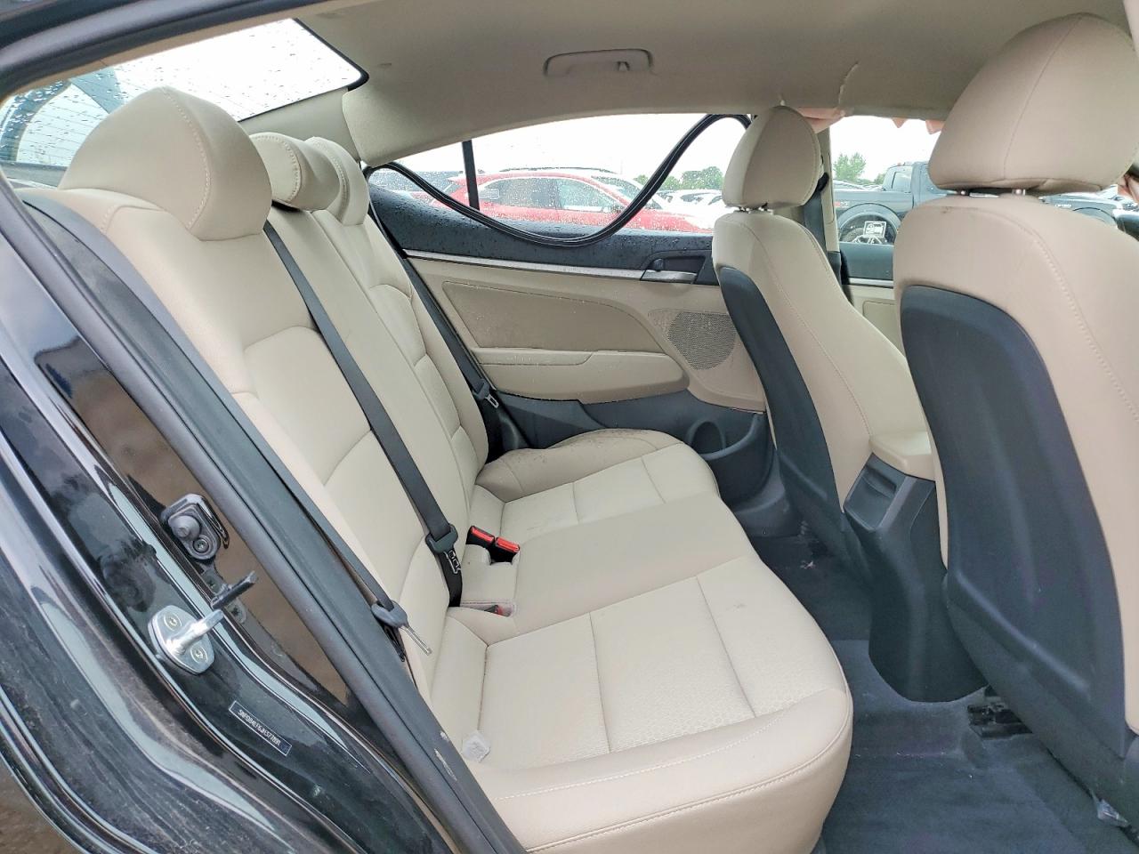 2018 Hyundai Elantra Sel Черный vin: 5NPD84LF6JH377891