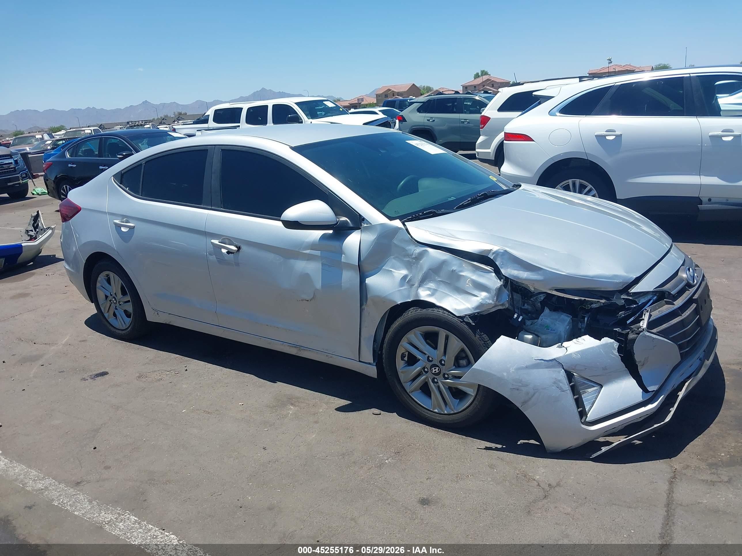 2019 Hyundai Elantra Sel Серебряный vin: 5NPD84LF6KH403195