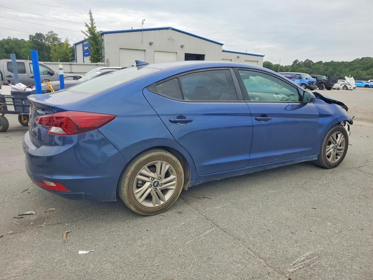 2020 Hyundai Elantra Sel Blue vin: 5NPD84LF6LH523371