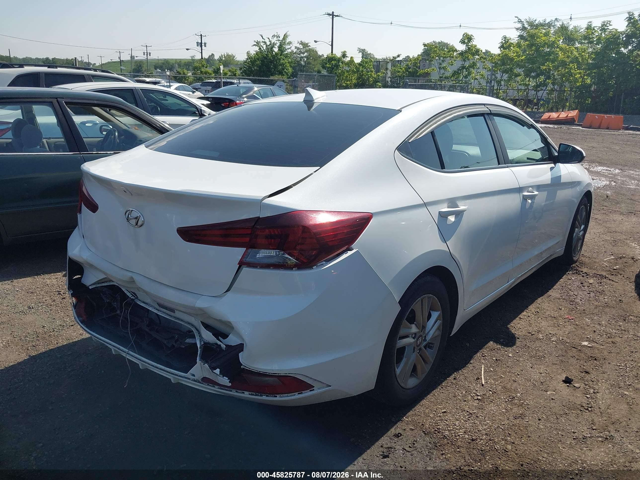 2020 Hyundai Elantra Sel White vin: 5NPD84LF6LH533222