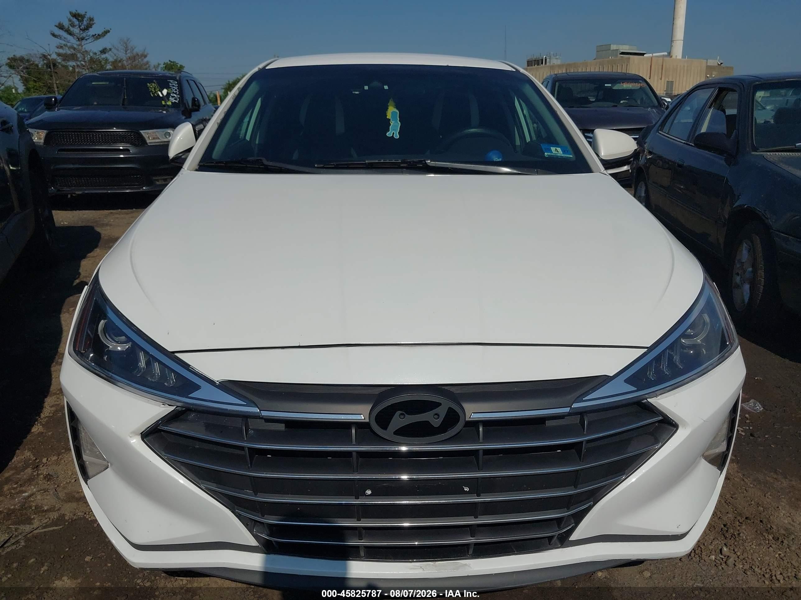 2020 Hyundai Elantra Sel White vin: 5NPD84LF6LH533222
