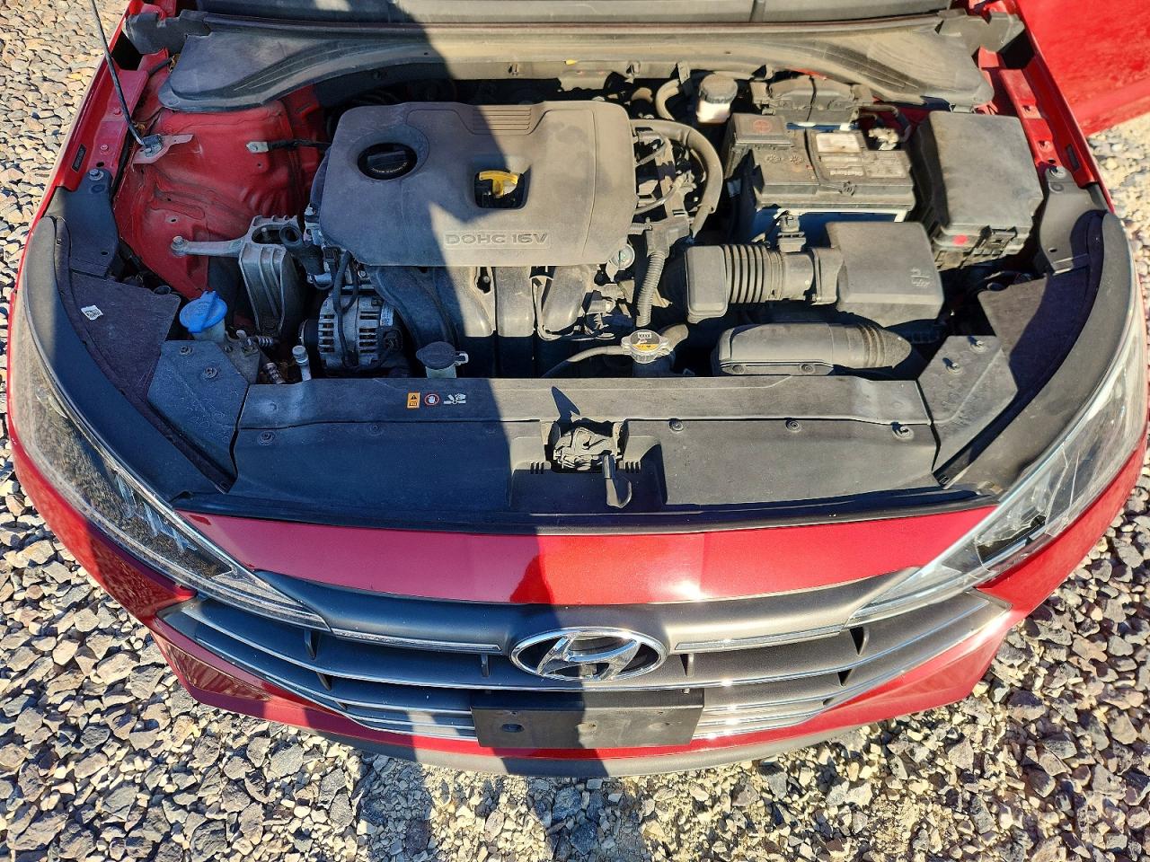 2020 Hyundai Elantra Sel Red vin: 5NPD84LF6LH536637