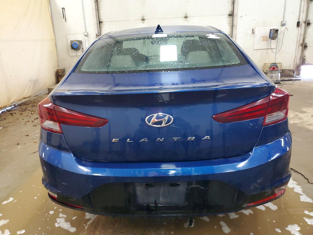 2020 Hyundai Elantra Sel Blue vin: 5NPD84LF6LH553809