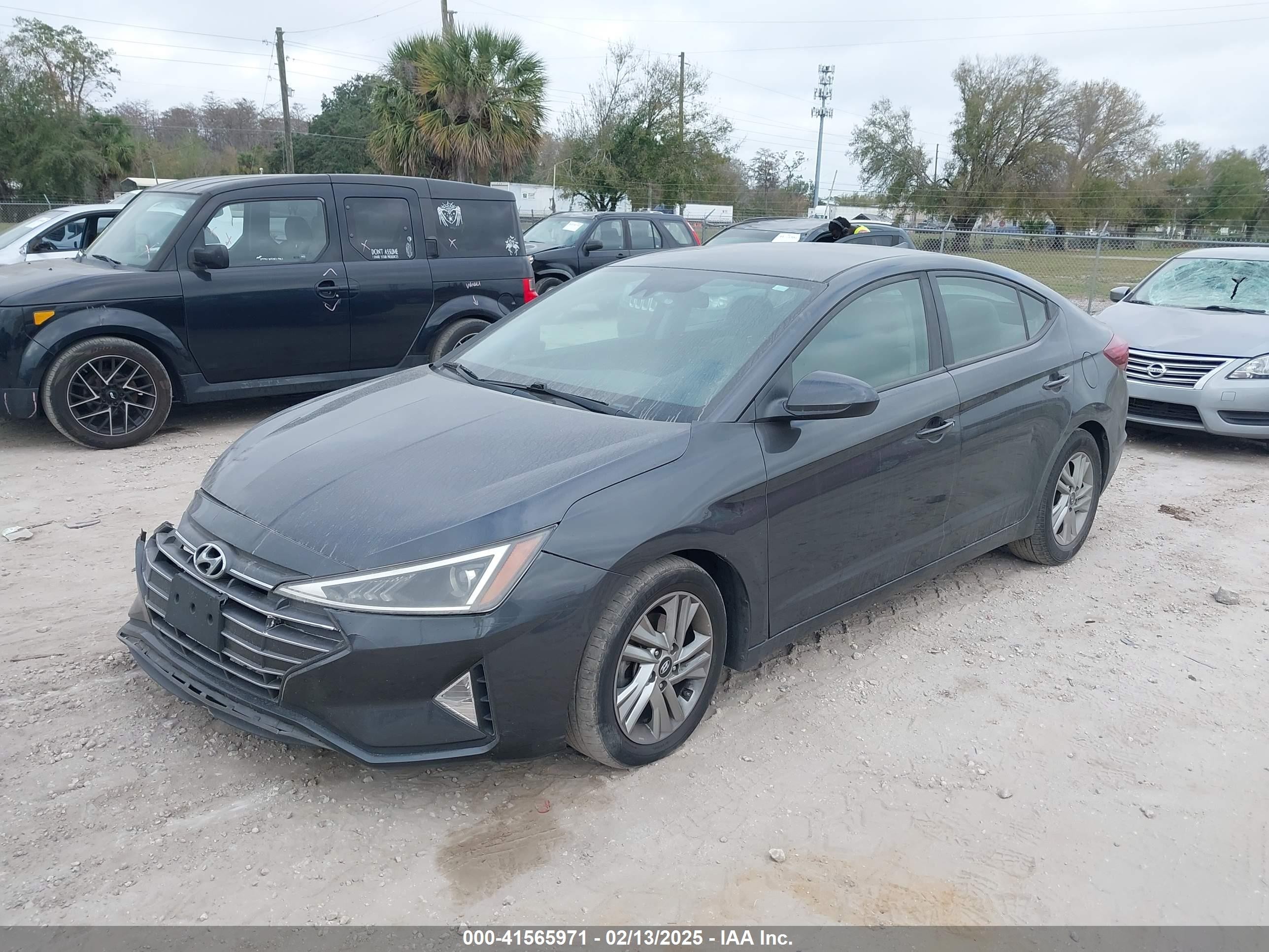 2020 Hyundai Elantra Sel Gray vin: 5NPD84LF6LH555883