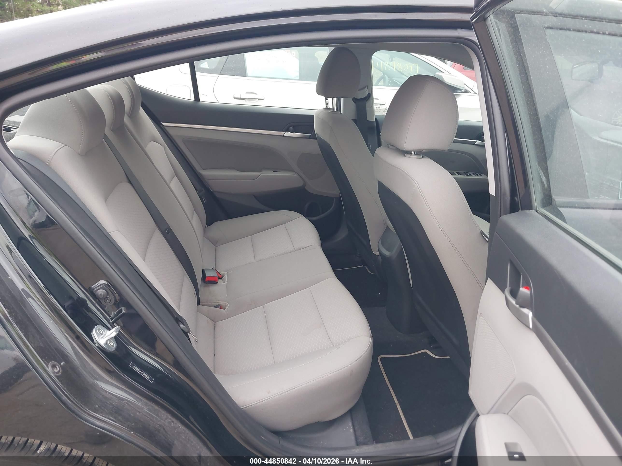 2020 Hyundai Elantra Sel Black vin: 5NPD84LF6LH568620