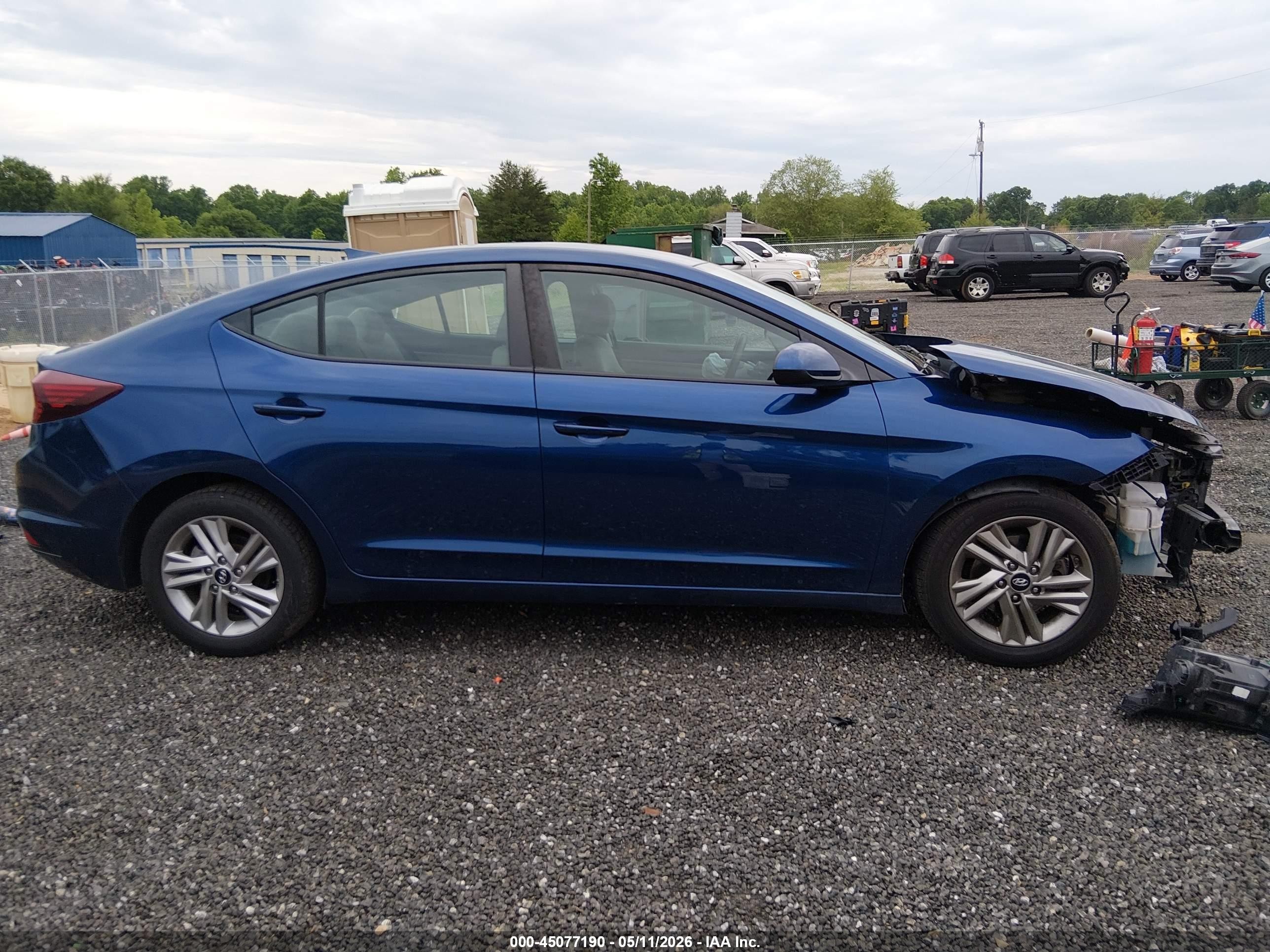 2020 Hyundai Elantra Sel Blue vin: 5NPD84LF6LH570223