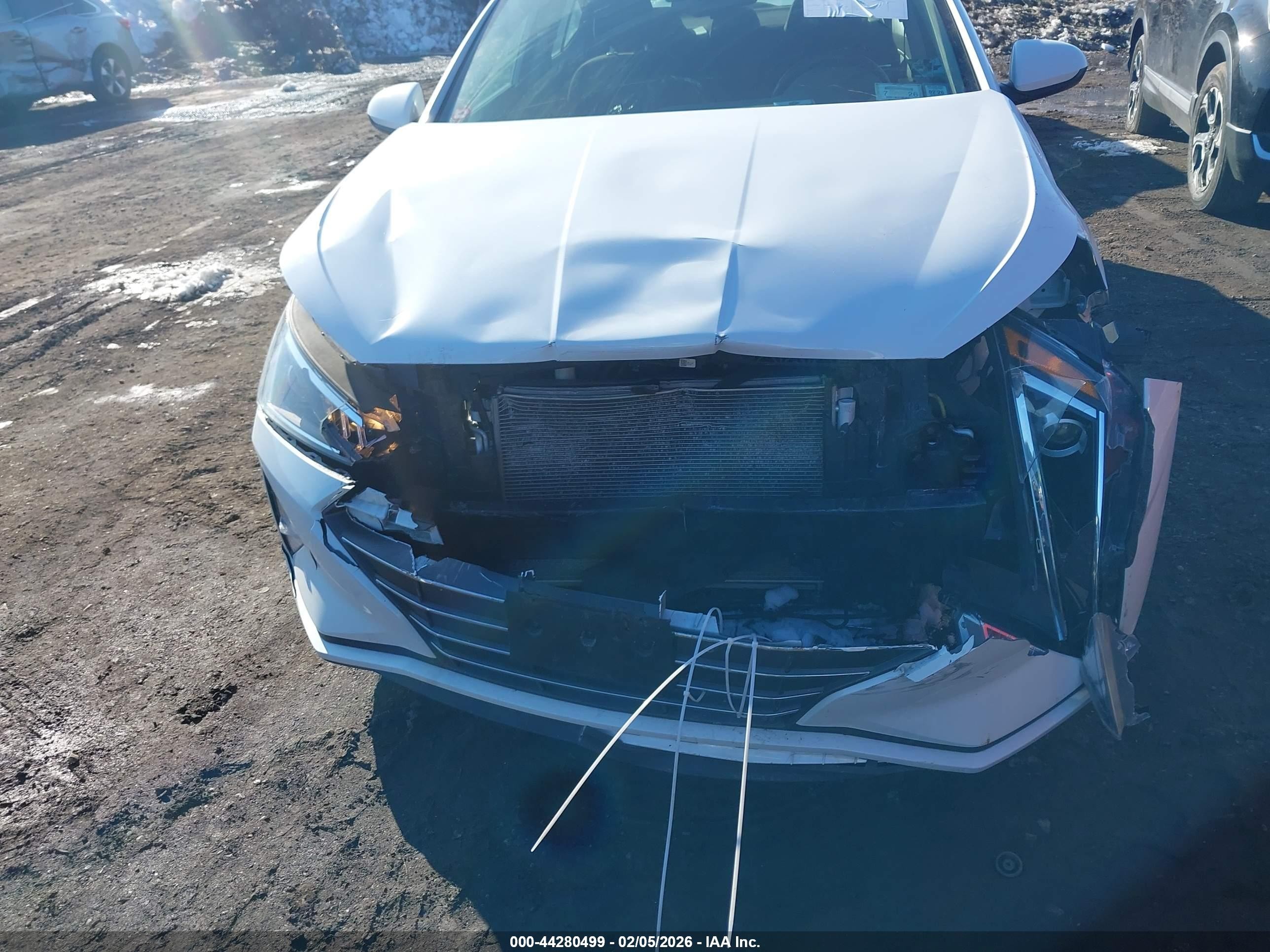 2020 Hyundai Elantra Value Edition White vin: 5NPD84LF6LH600420