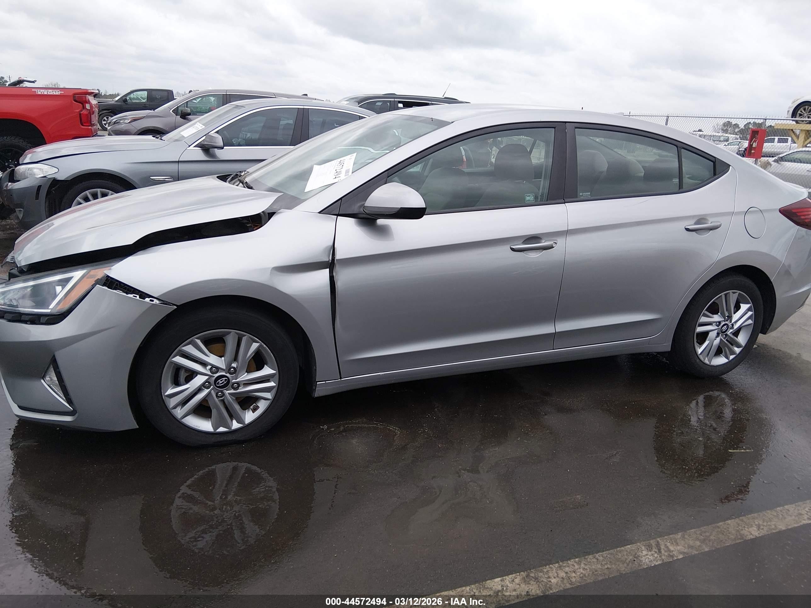 2020 Hyundai Elantra Sel Серебряный vin: 5NPD84LF6LH621865