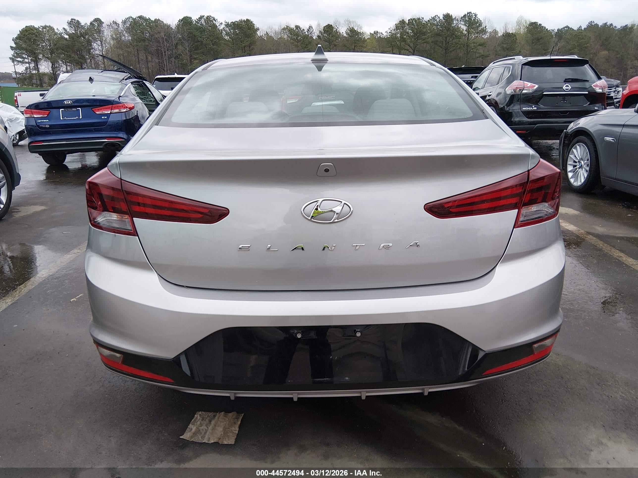 2020 Hyundai Elantra Sel Серебряный vin: 5NPD84LF6LH621865