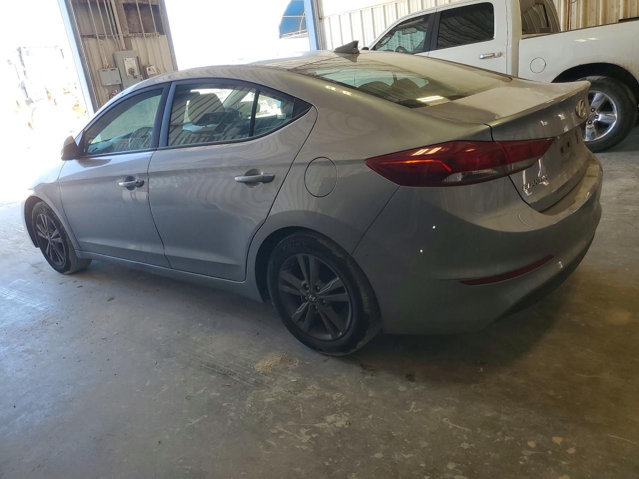 2017 Hyundai Elantra Se Gray vin: 5NPD84LF7HH008502