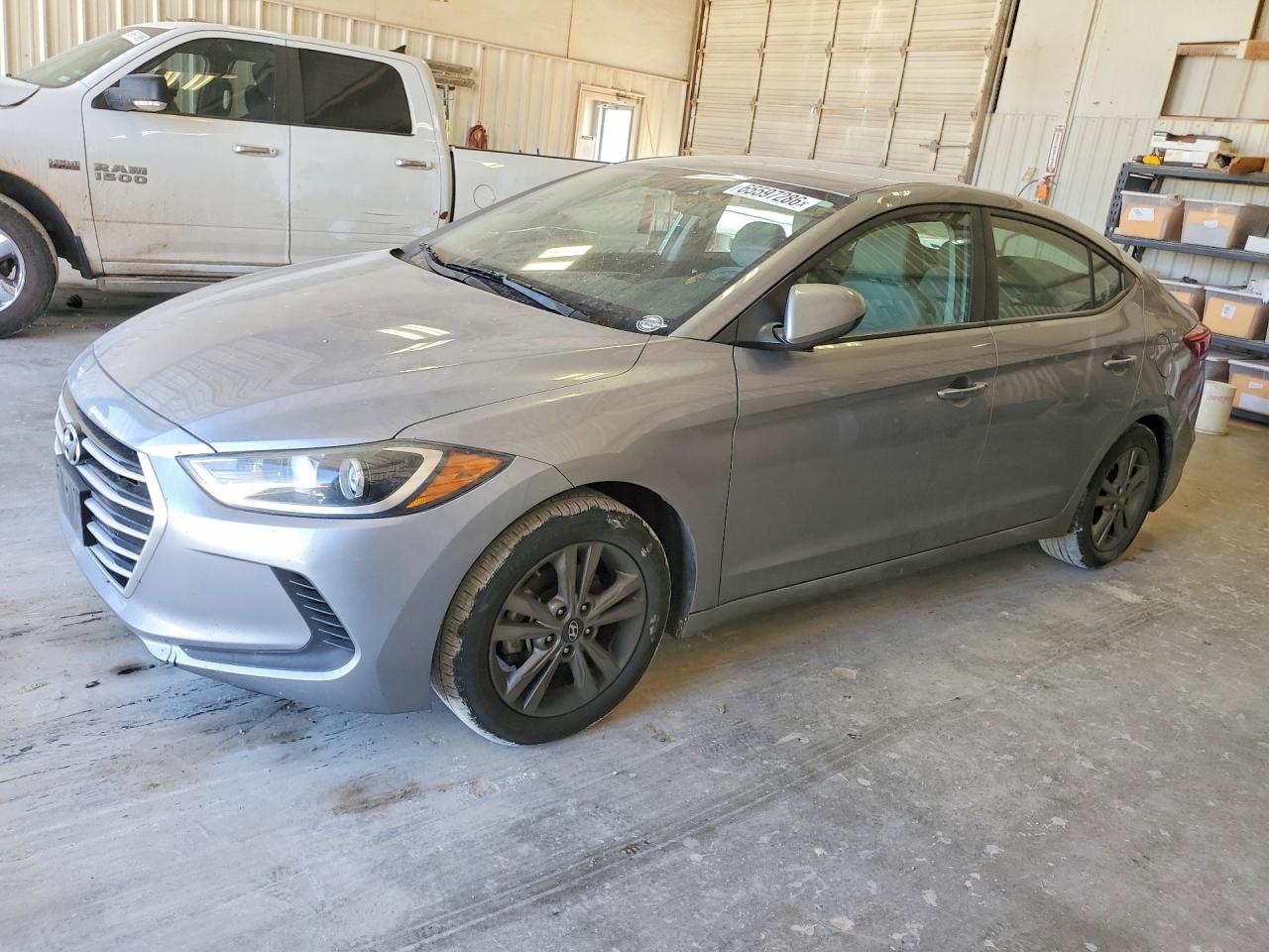 2017 Hyundai Elantra Se Gray vin: 5NPD84LF7HH008502