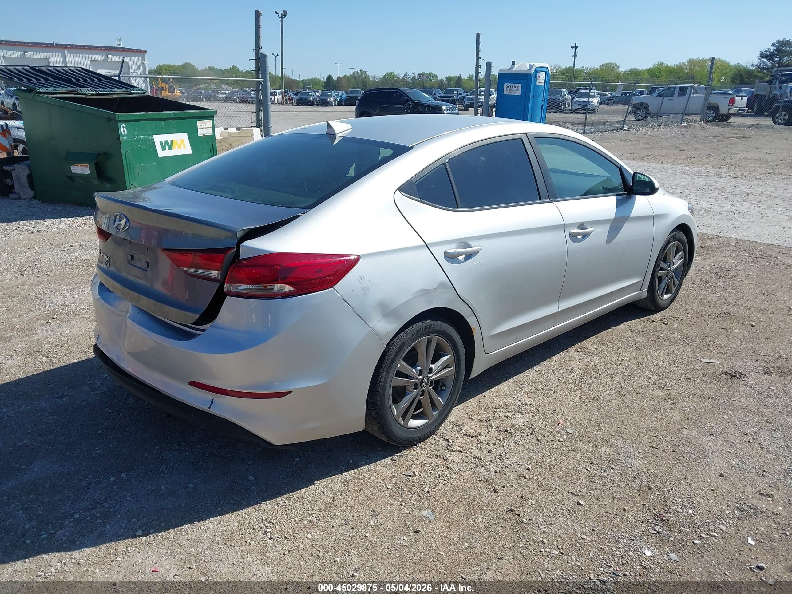 2017 Hyundai Elantra Se Silver vin: 5NPD84LF7HH116280