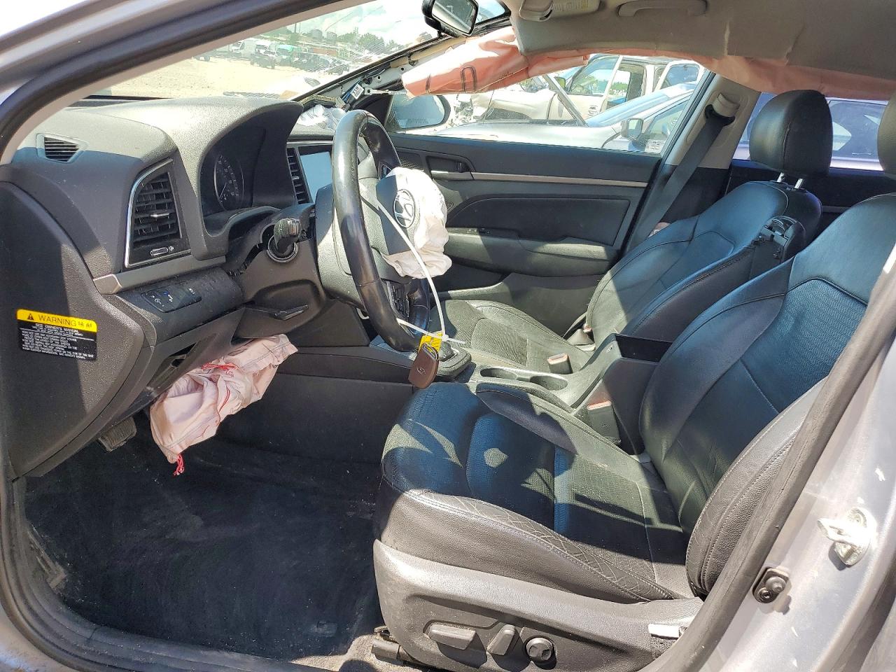 2017 Hyundai Elantra Limited Серебряный vin: 5NPD84LF7HH178133