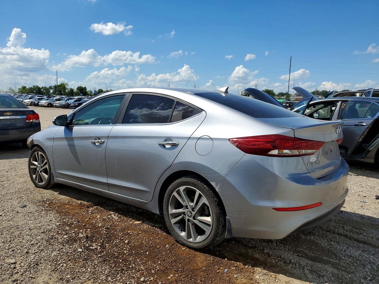 2017 Hyundai Elantra Limited Серебряный vin: 5NPD84LF7HH178133