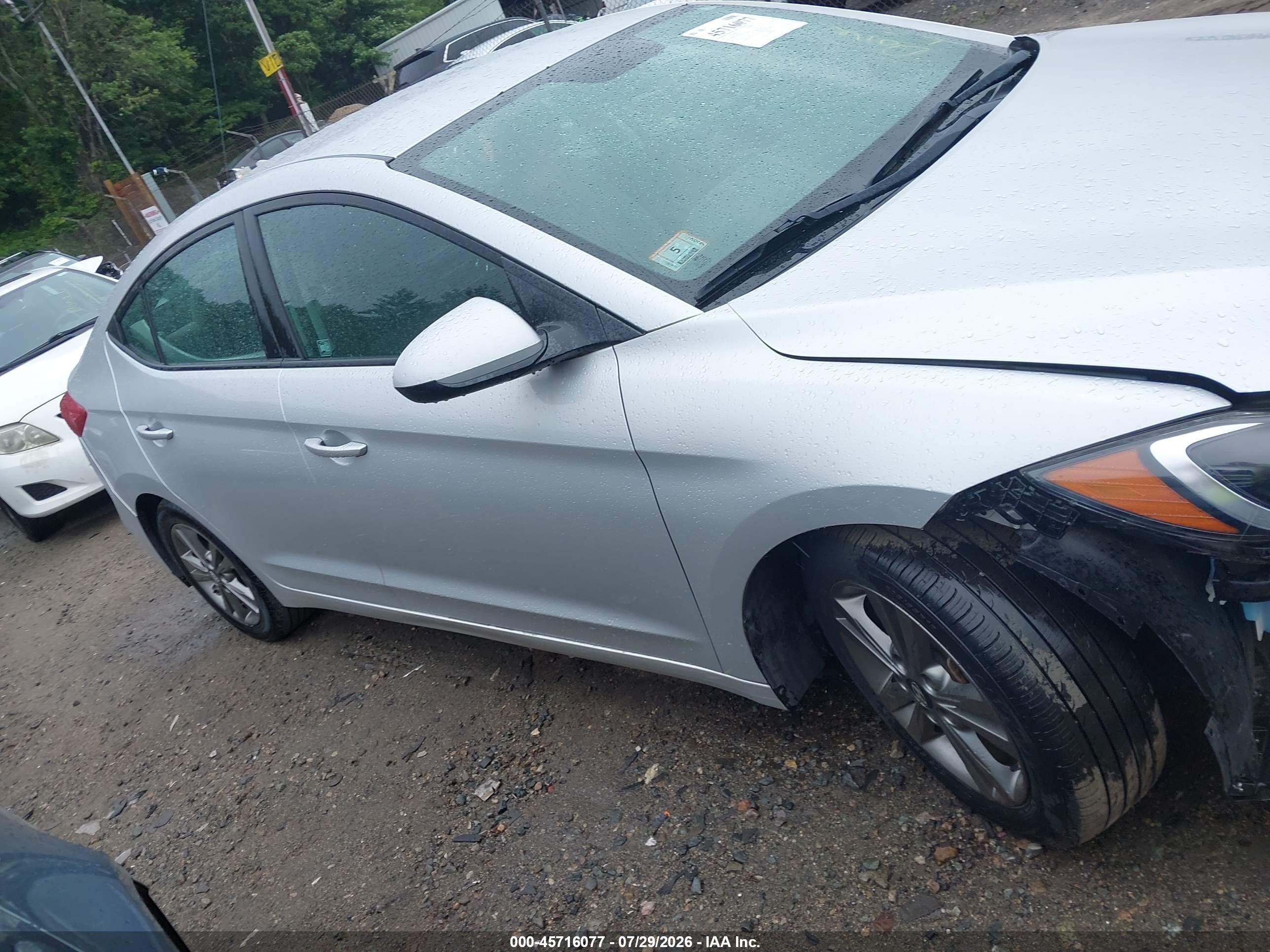 2017 Hyundai Elantra Se White vin: 5NPD84LF7HH186524