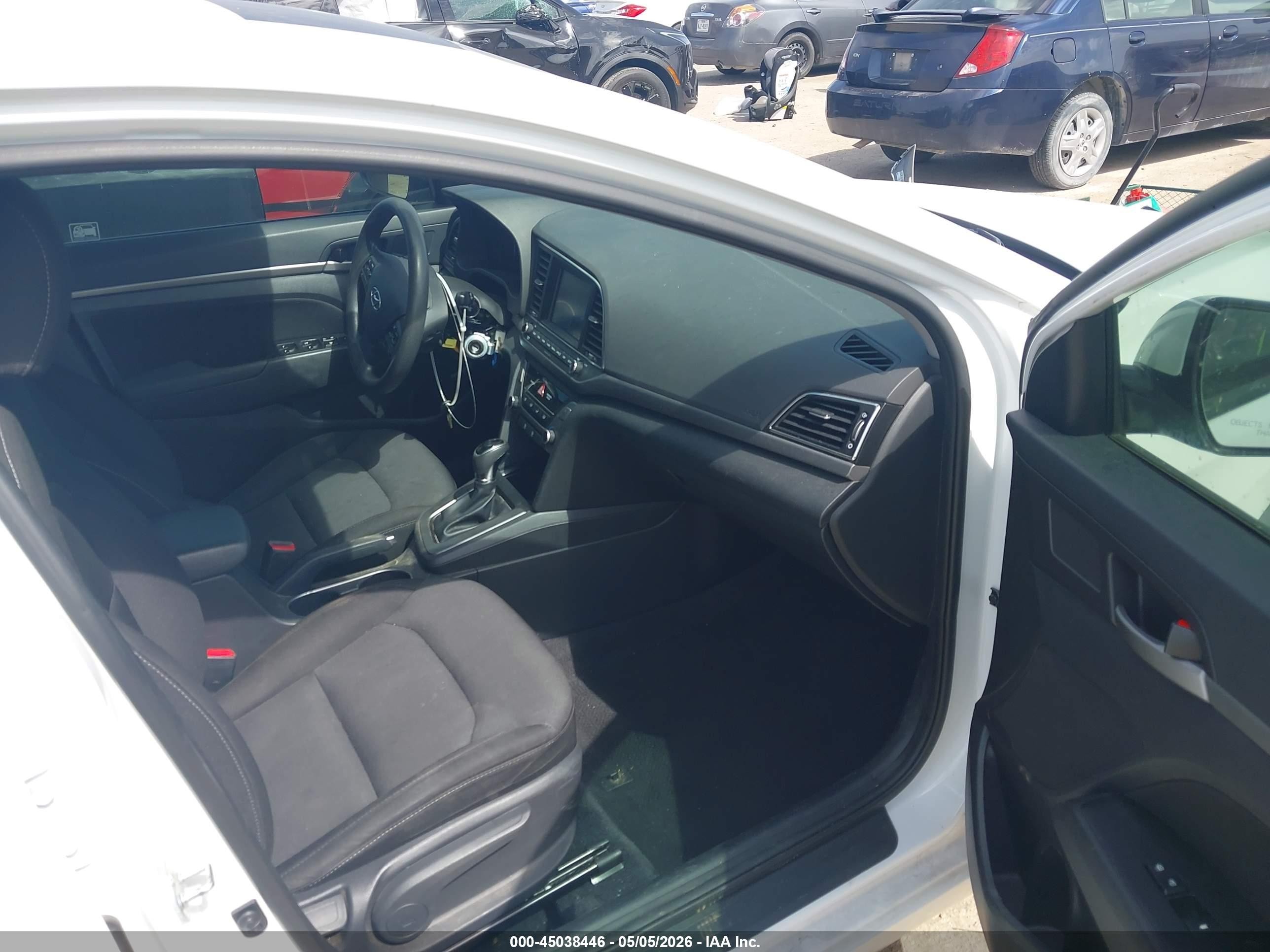 2018 Hyundai Elantra Sel White vin: 5NPD84LF7JH232875