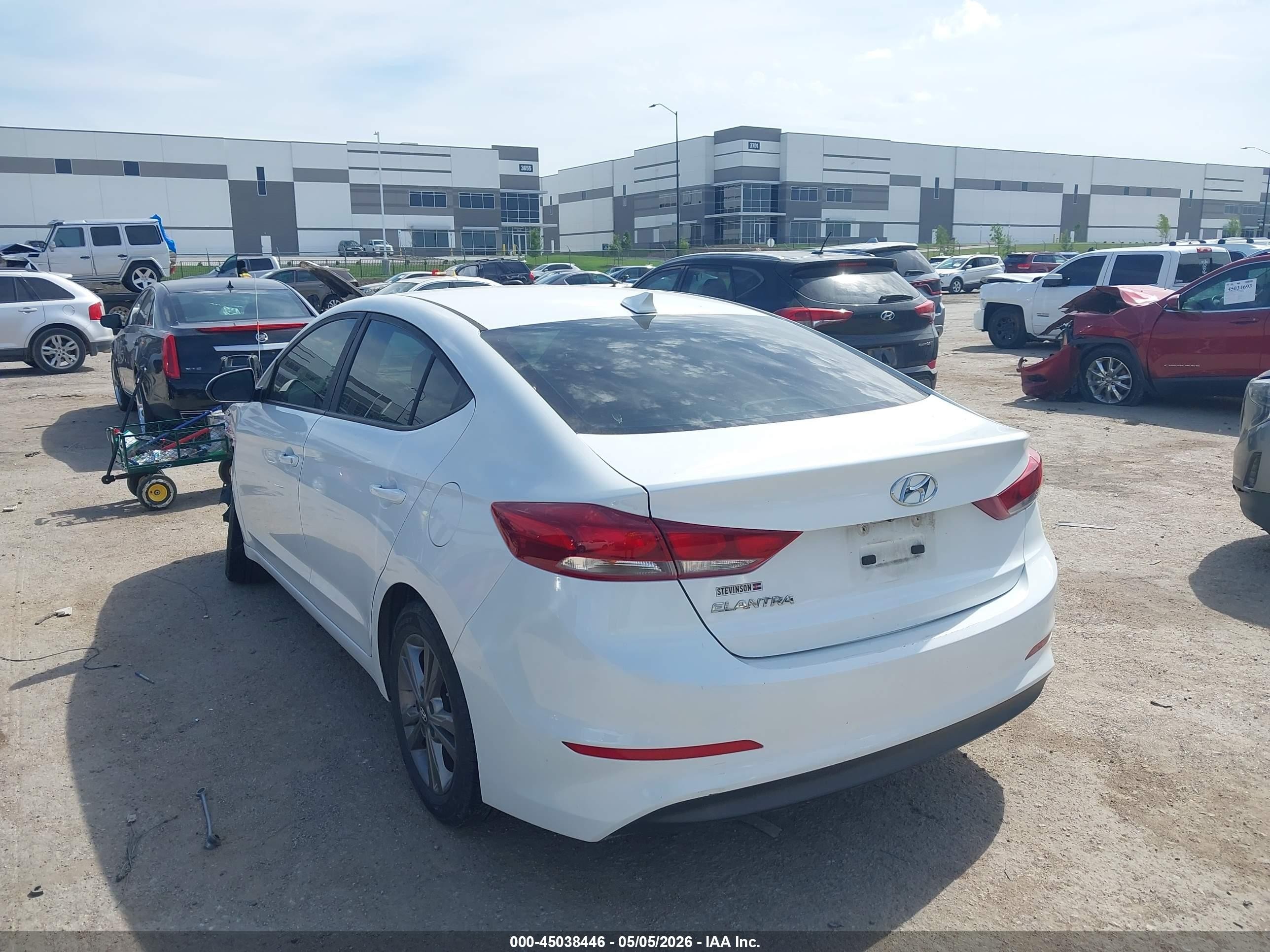 2018 Hyundai Elantra Sel White vin: 5NPD84LF7JH232875