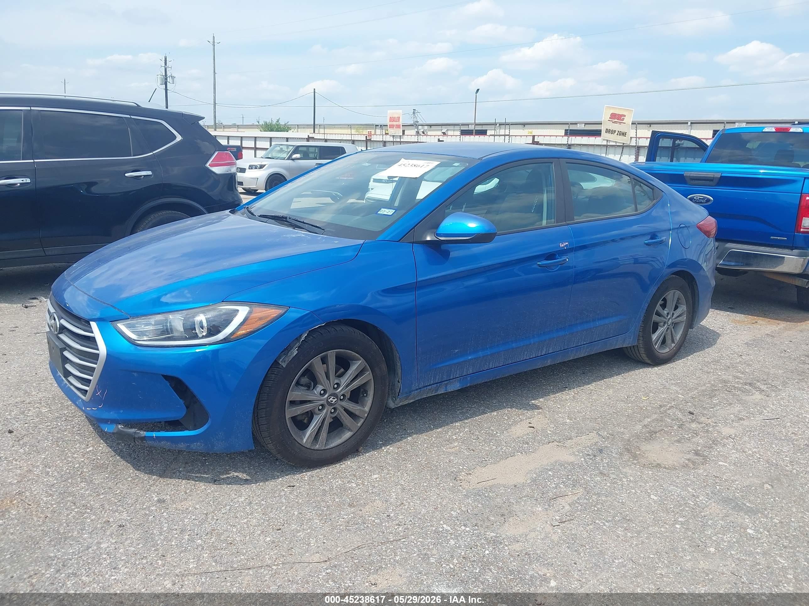 2018 Hyundai Elantra Sel Blue vin: 5NPD84LF7JH311429
