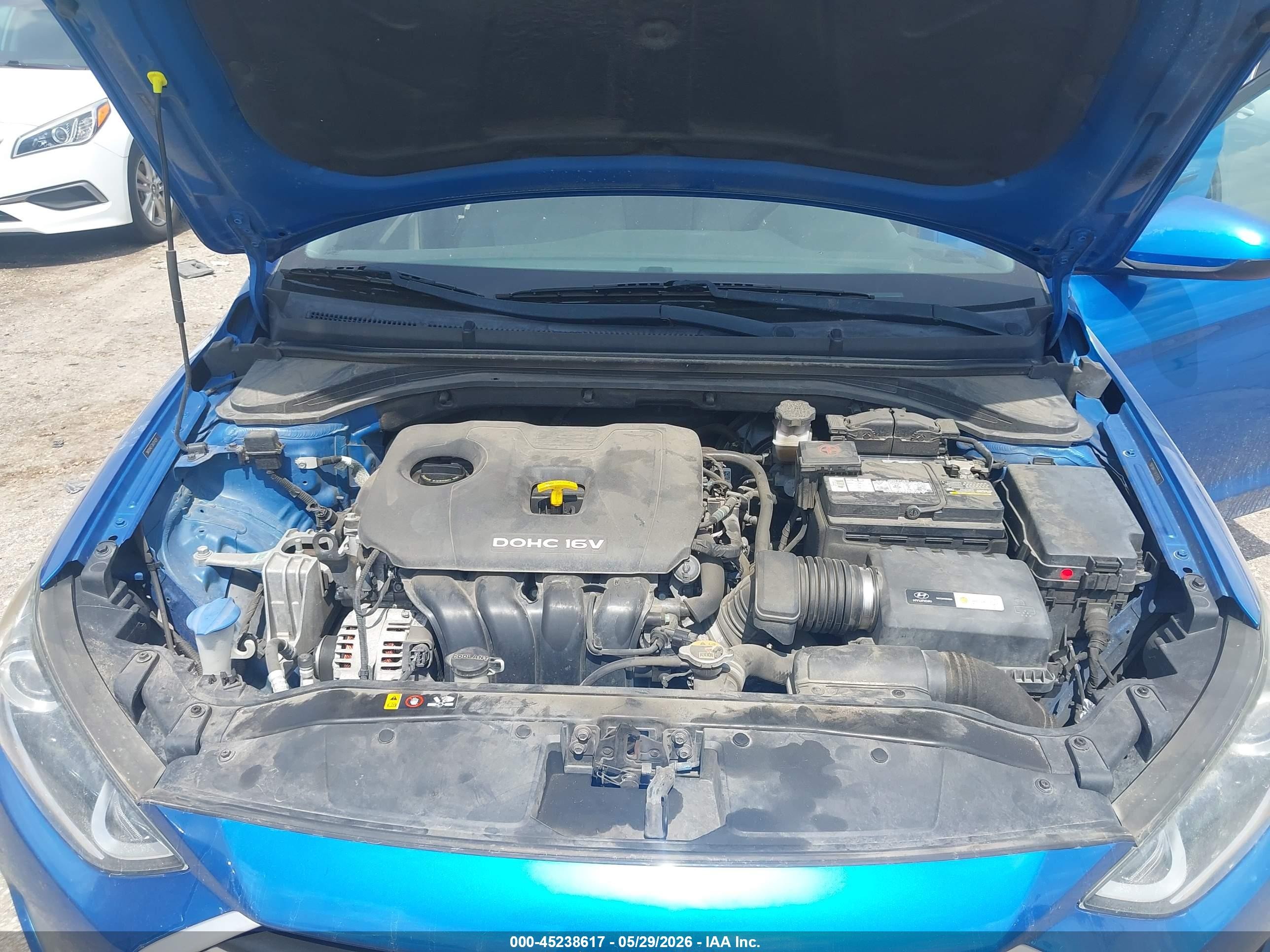 2018 Hyundai Elantra Sel Blue vin: 5NPD84LF7JH311429