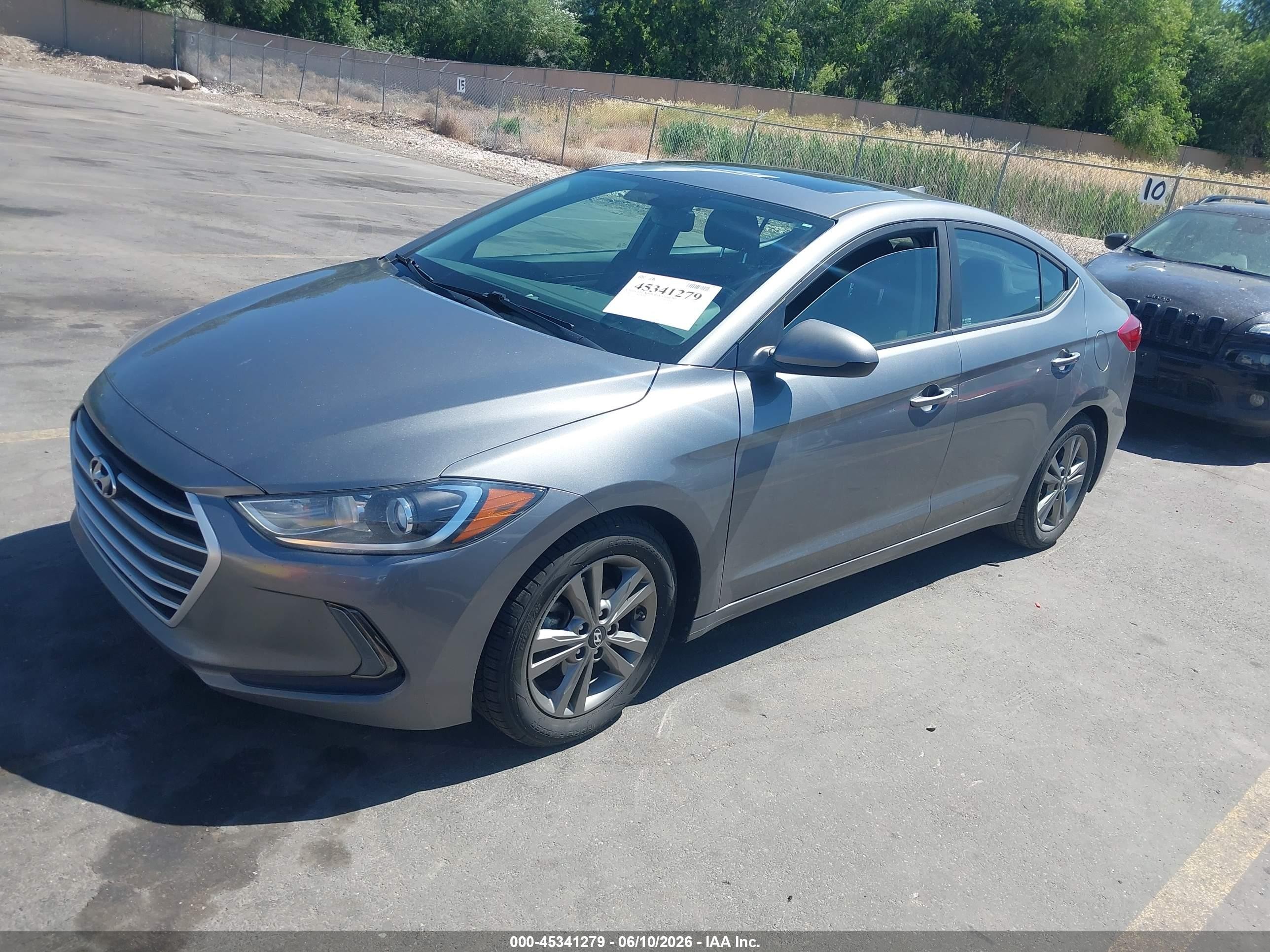2018 Hyundai Elantra Value Edition Gray vin: 5NPD84LF7JH317599