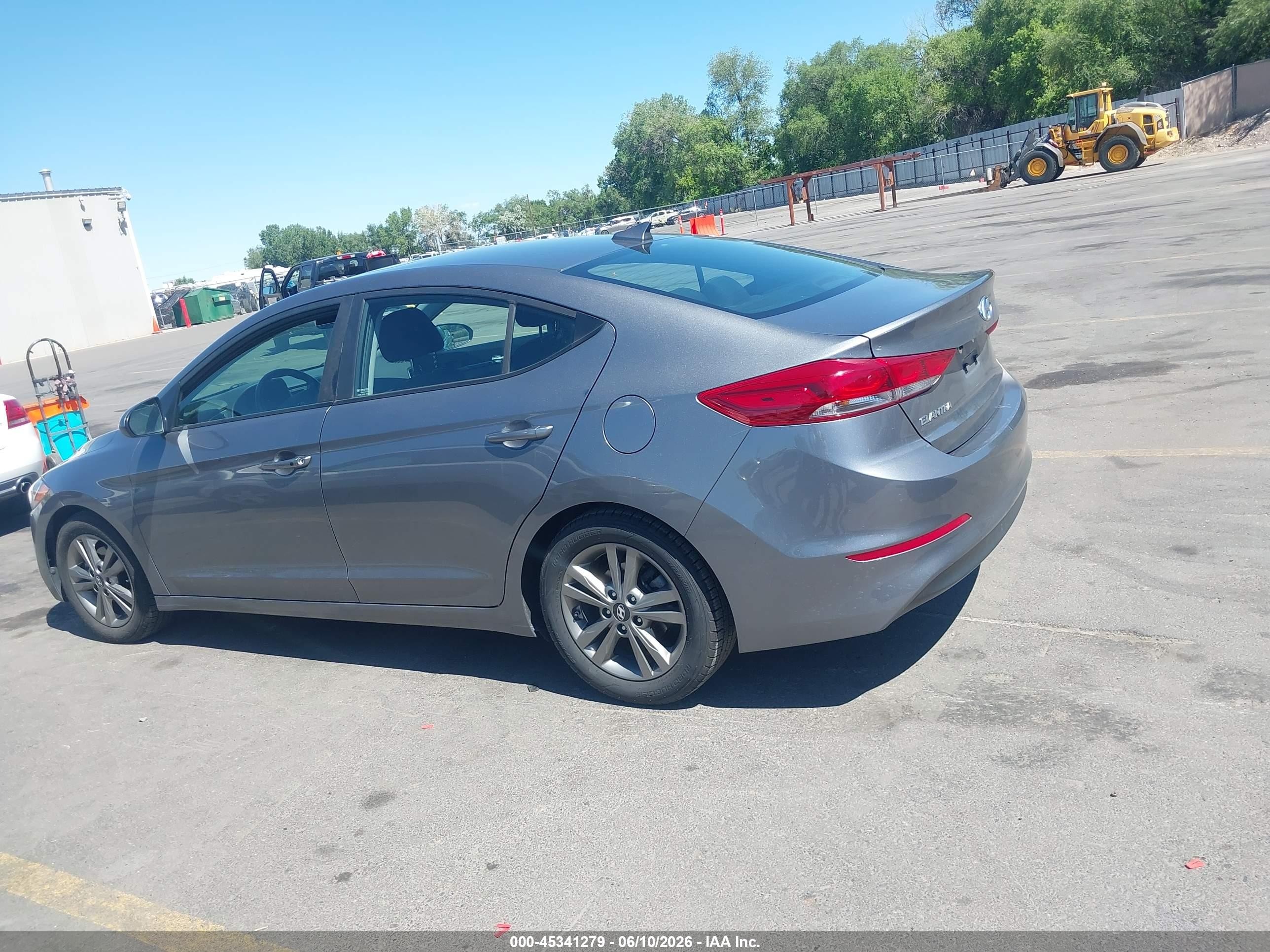 2018 Hyundai Elantra Value Edition Gray vin: 5NPD84LF7JH317599