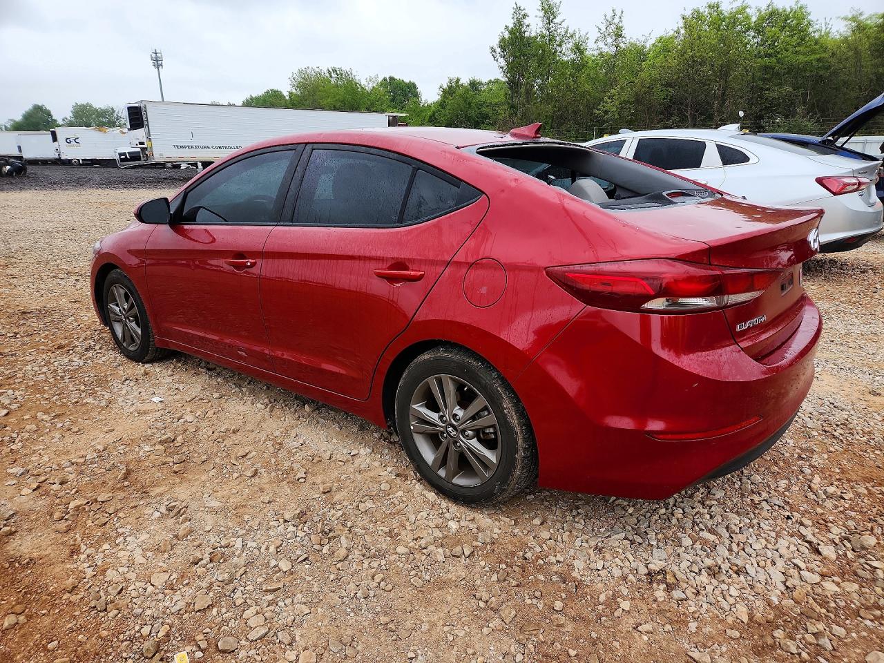 2018 Hyundai Elantra Sel Red vin: 5NPD84LF7JH339425