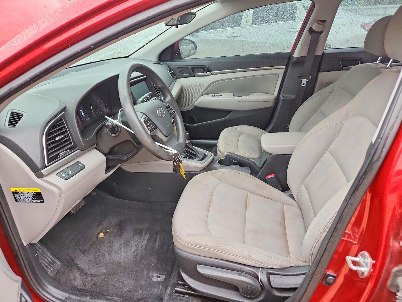 2018 Hyundai Elantra Sel Red vin: 5NPD84LF7JH339425