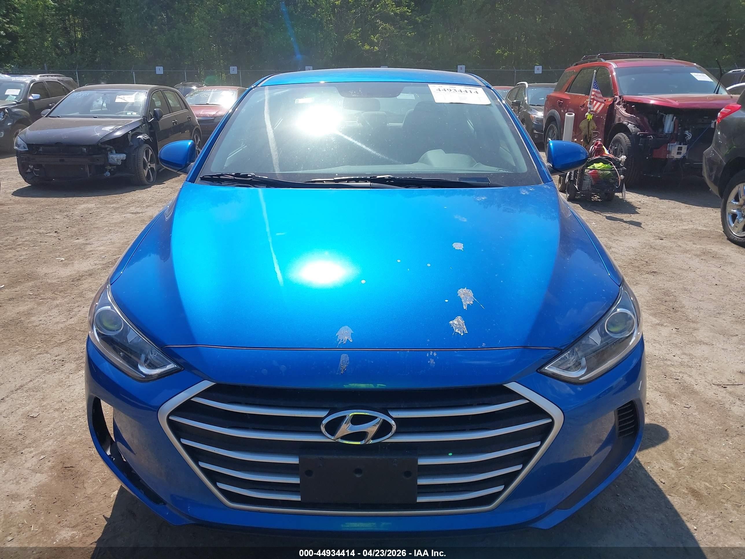 2018 Hyundai Elantra Sel Синий vin: 5NPD84LF7JH342194