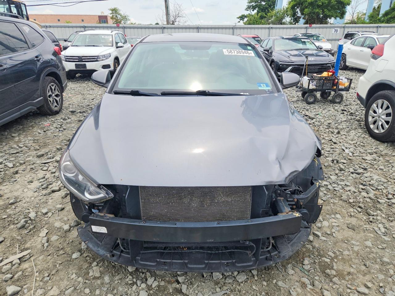 2018 Hyundai Elantra Sel Gray vin: 5NPD84LF7JH364986